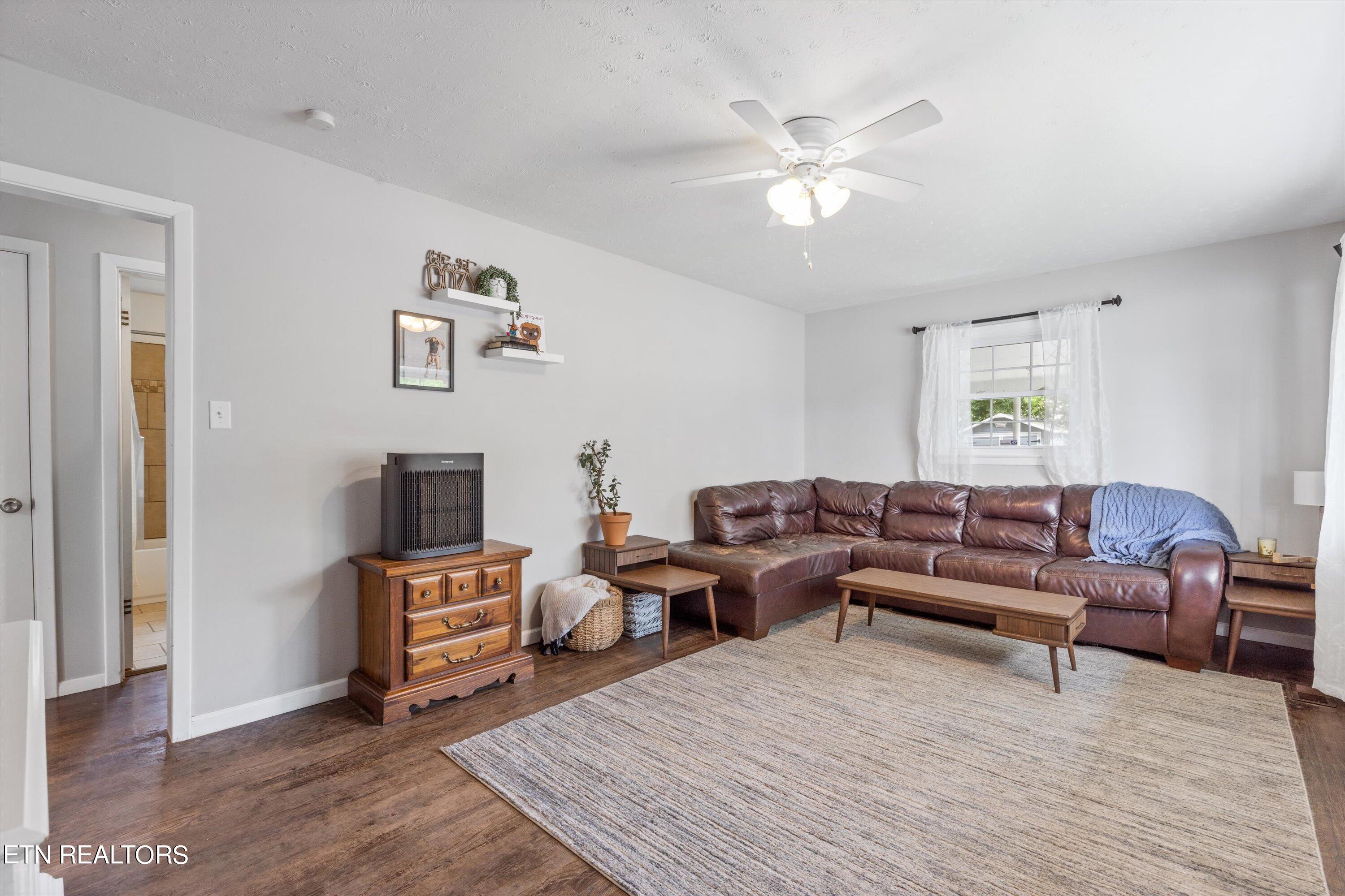 431 Cedar Ave