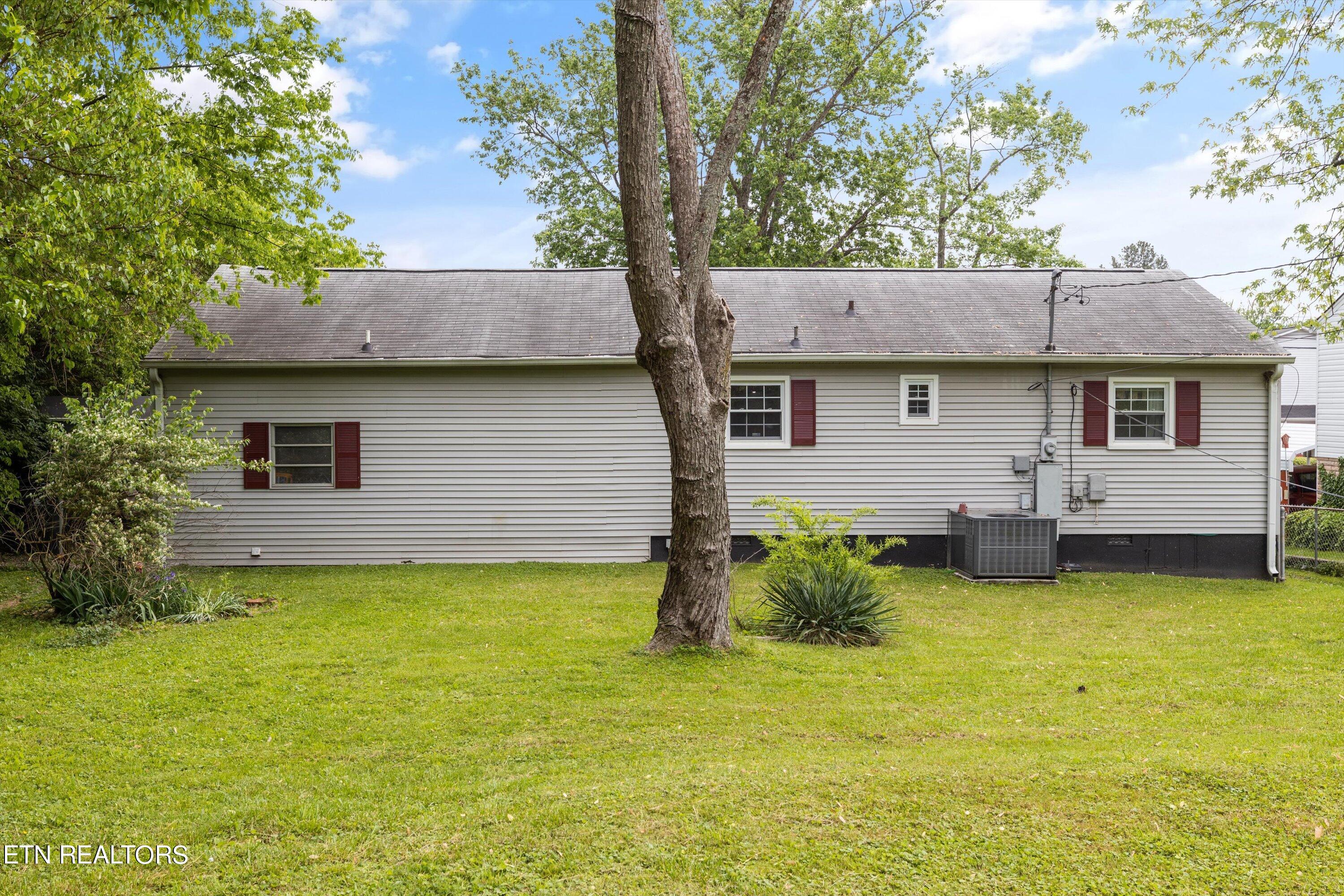 431 Cedar Ave