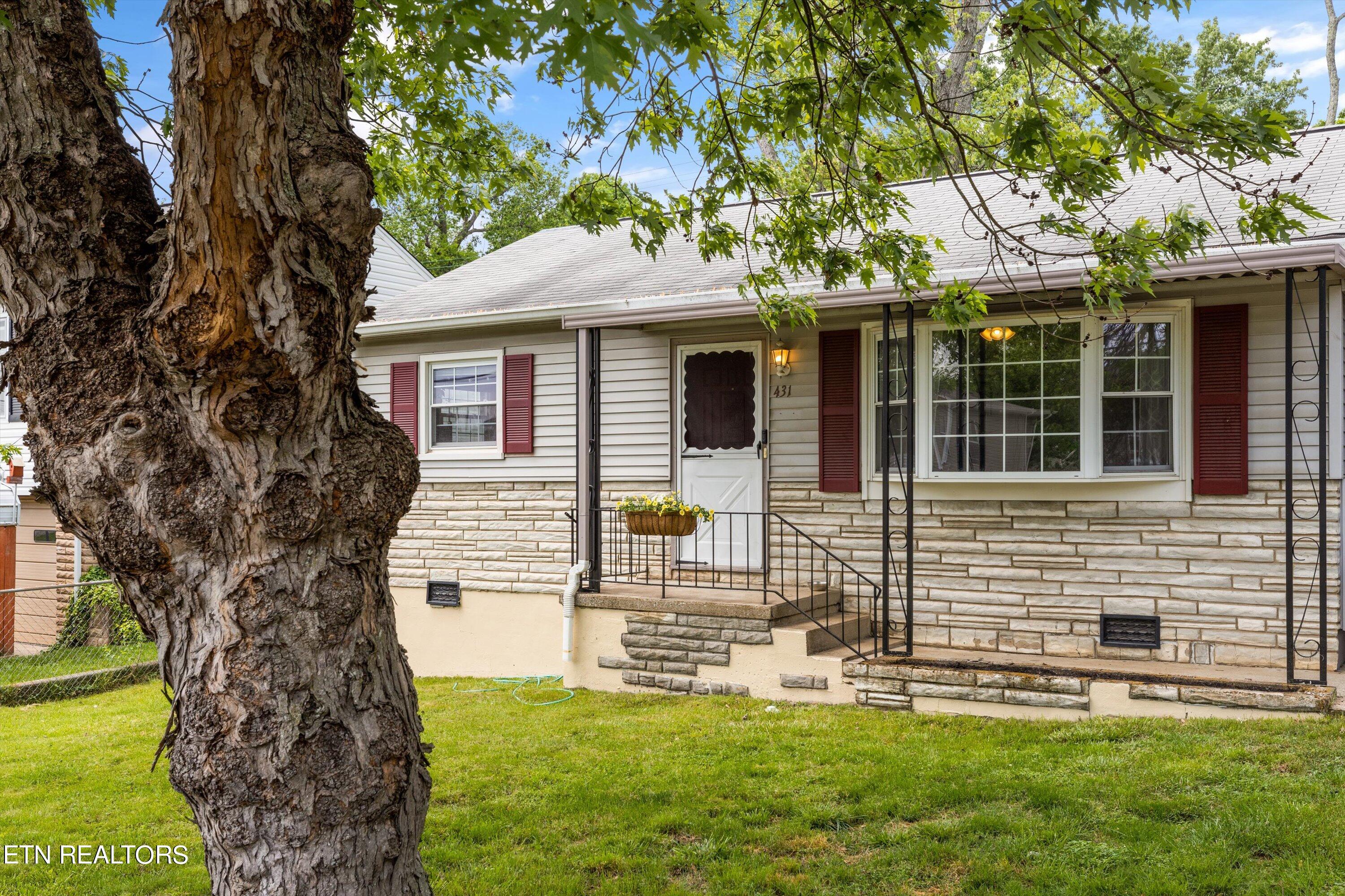 431 Cedar Ave