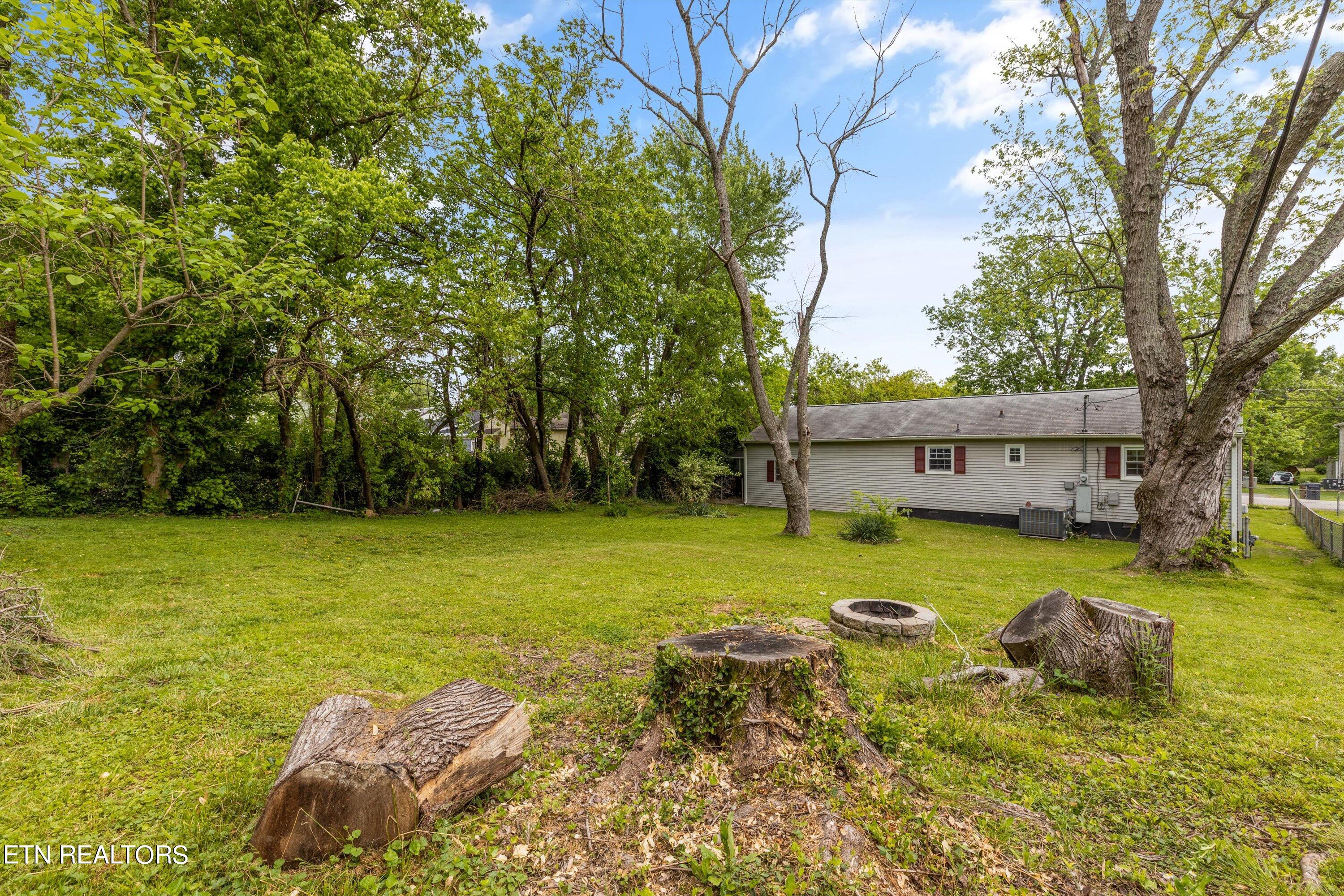 431 Cedar Ave