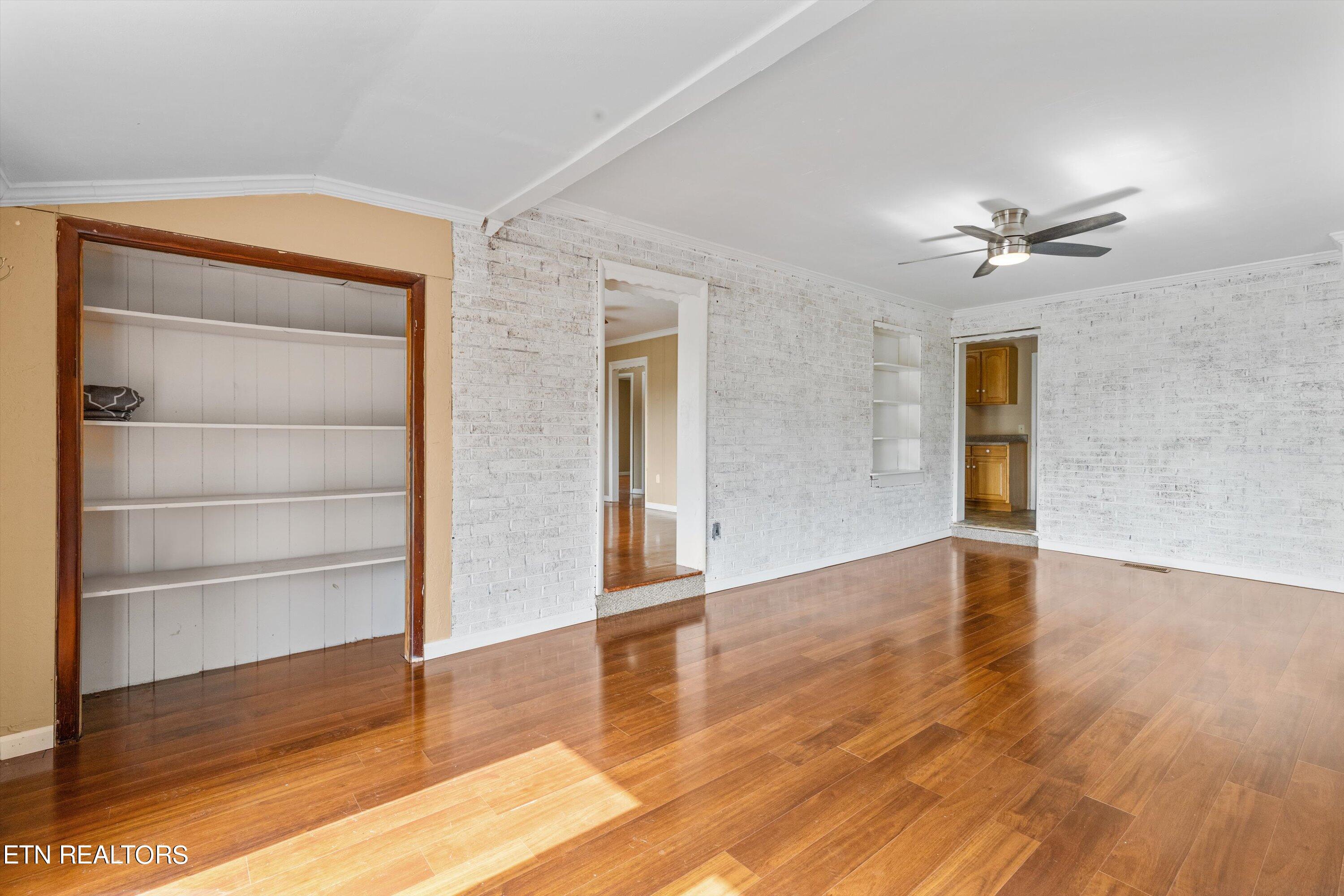 129 Harrison Ave