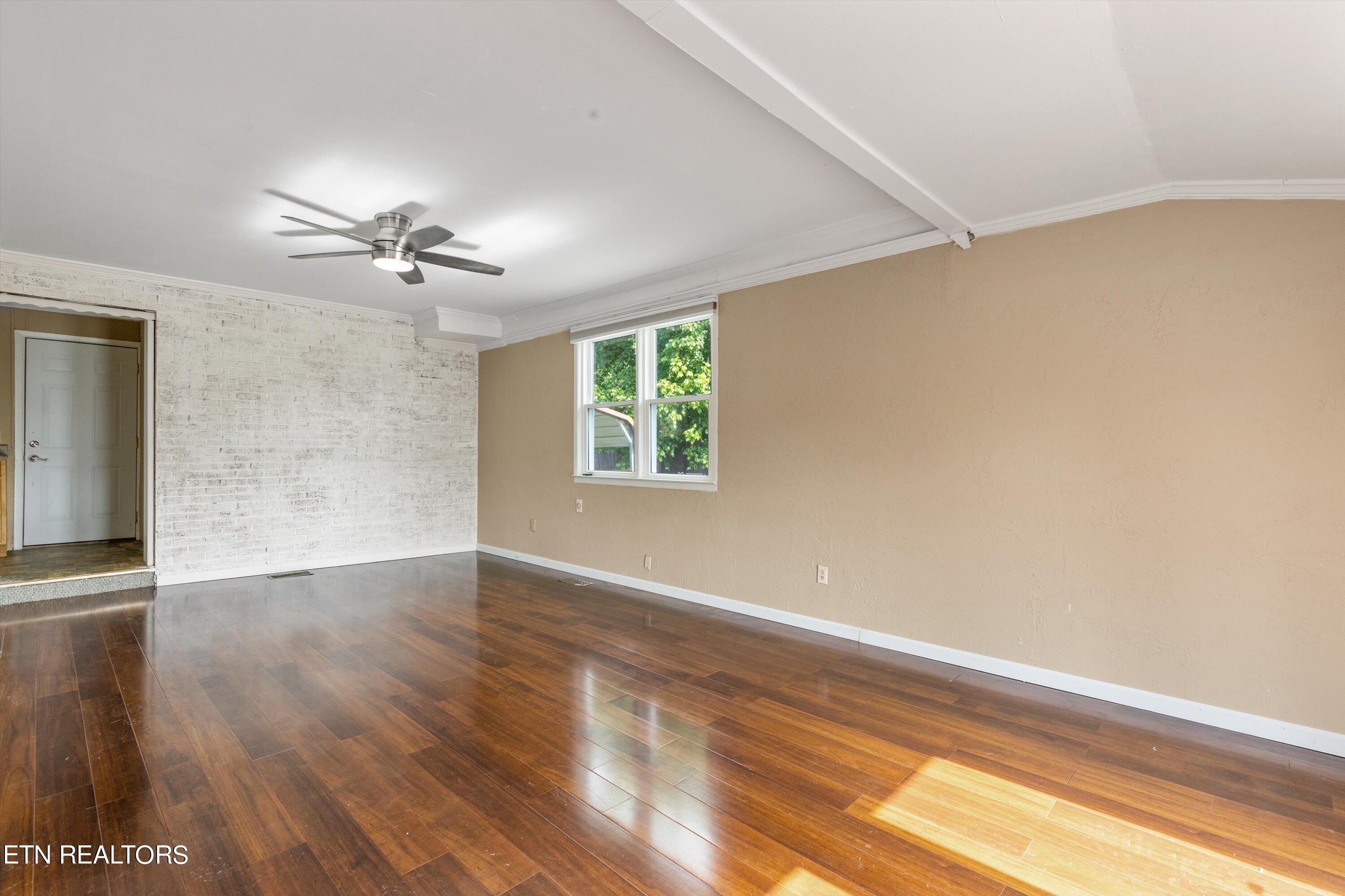 129 Harrison Ave