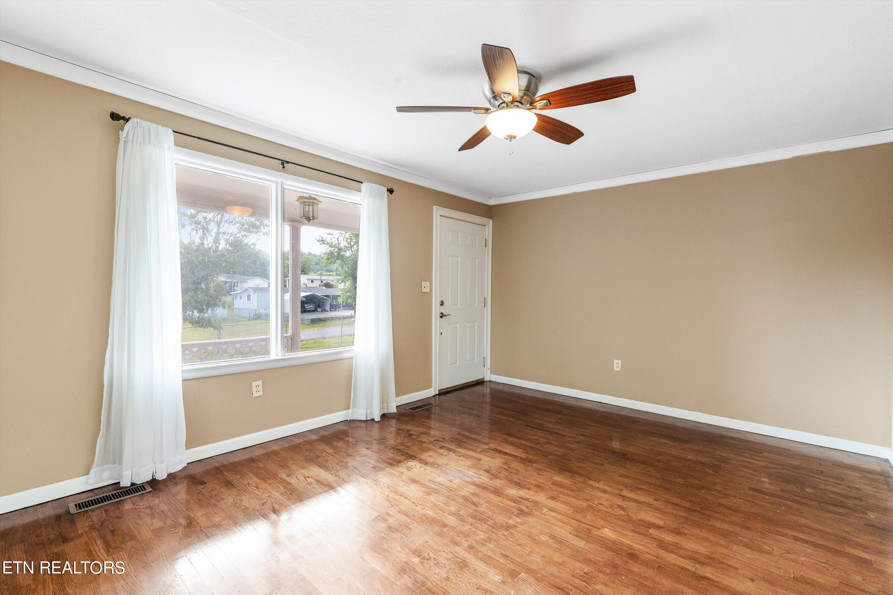 129 Harrison Ave