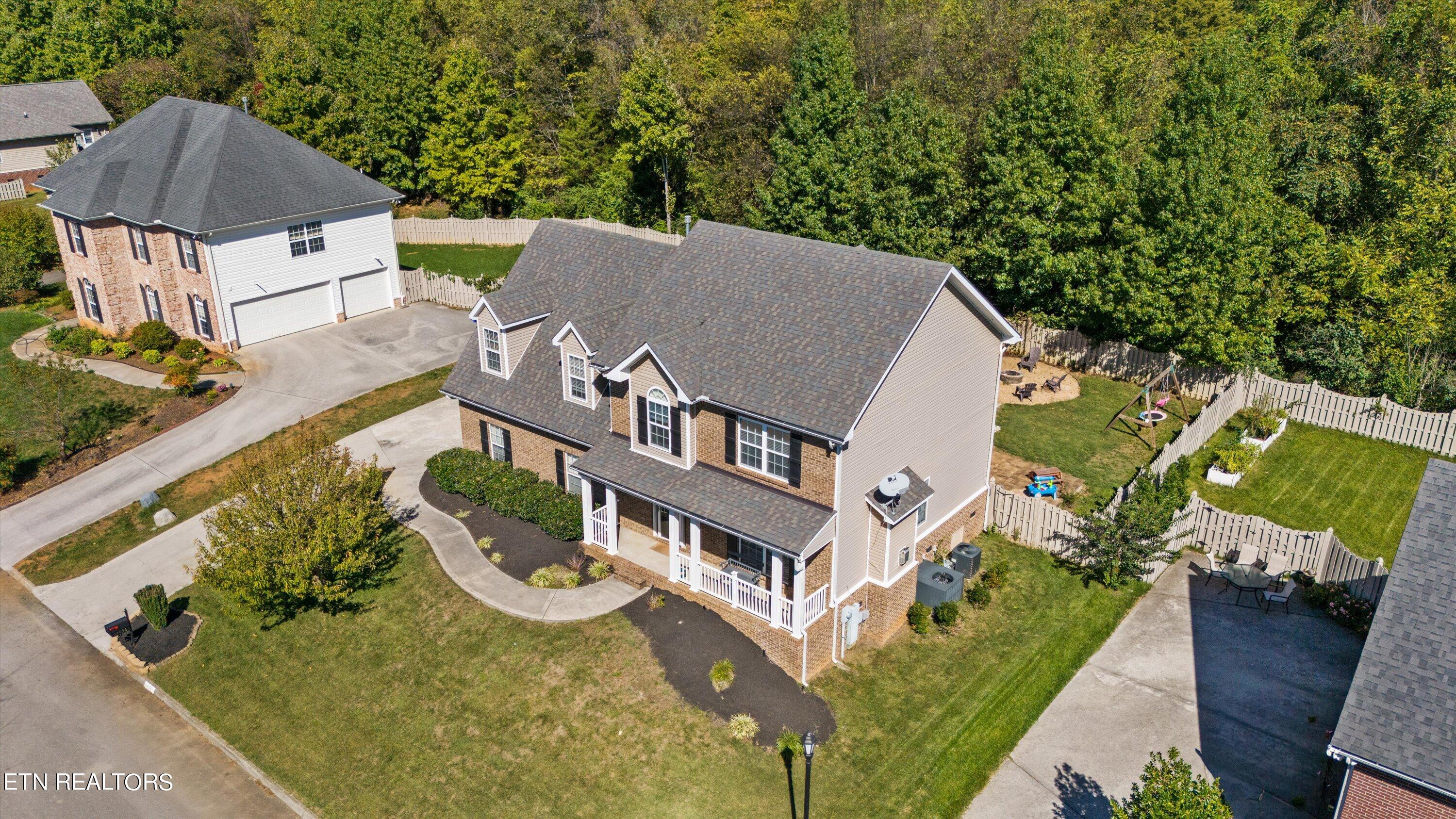 11456 Woodcliff Drive