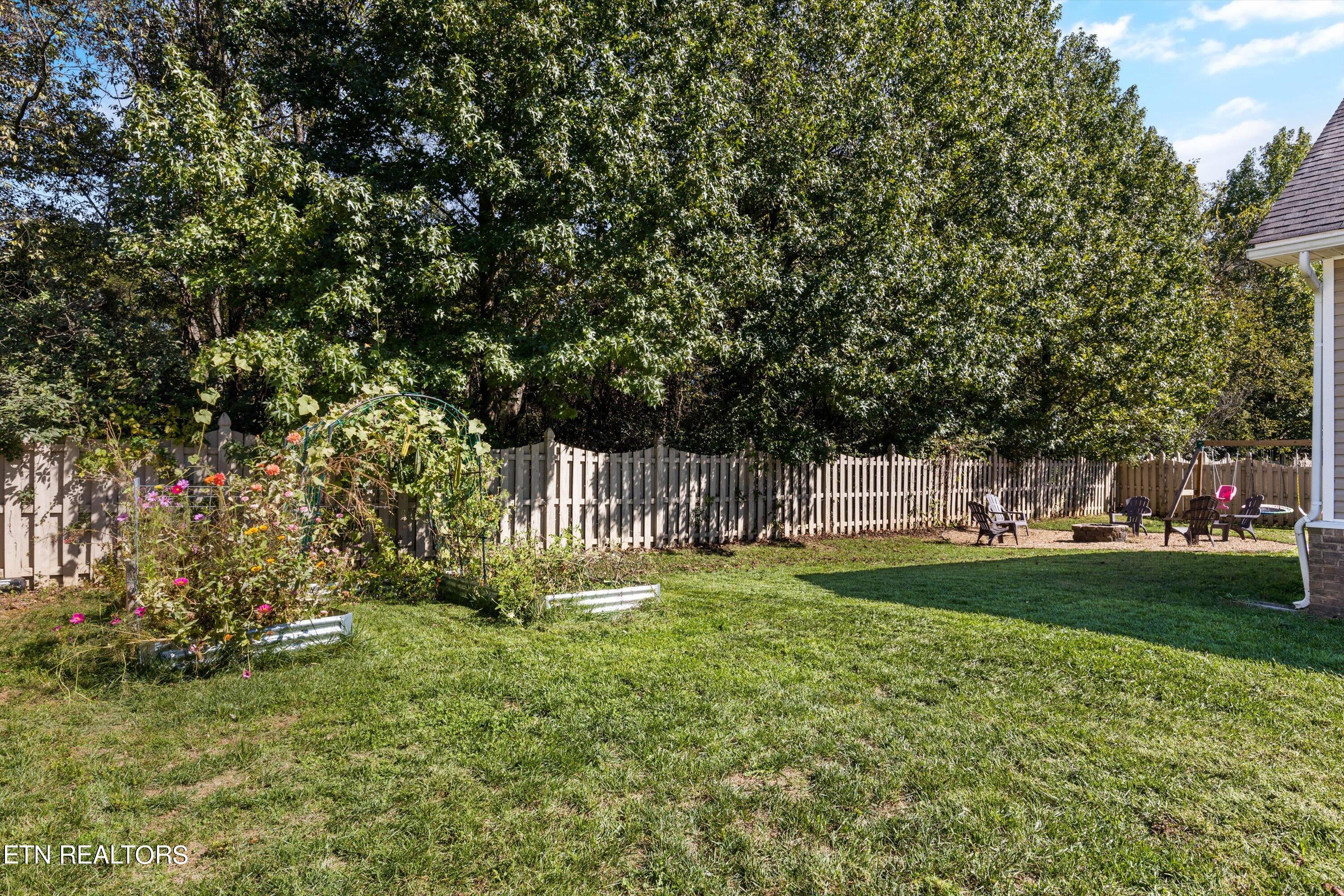 11456 Woodcliff Drive