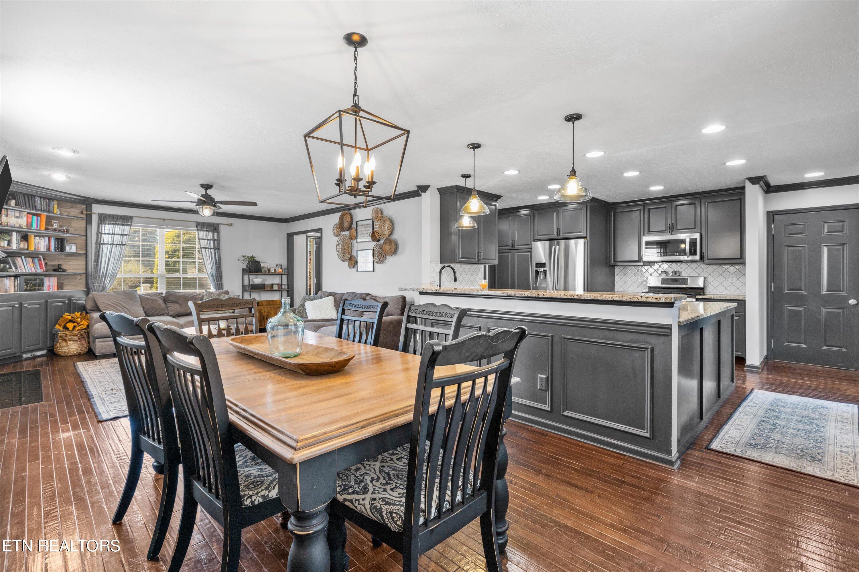 11456 Woodcliff Drive