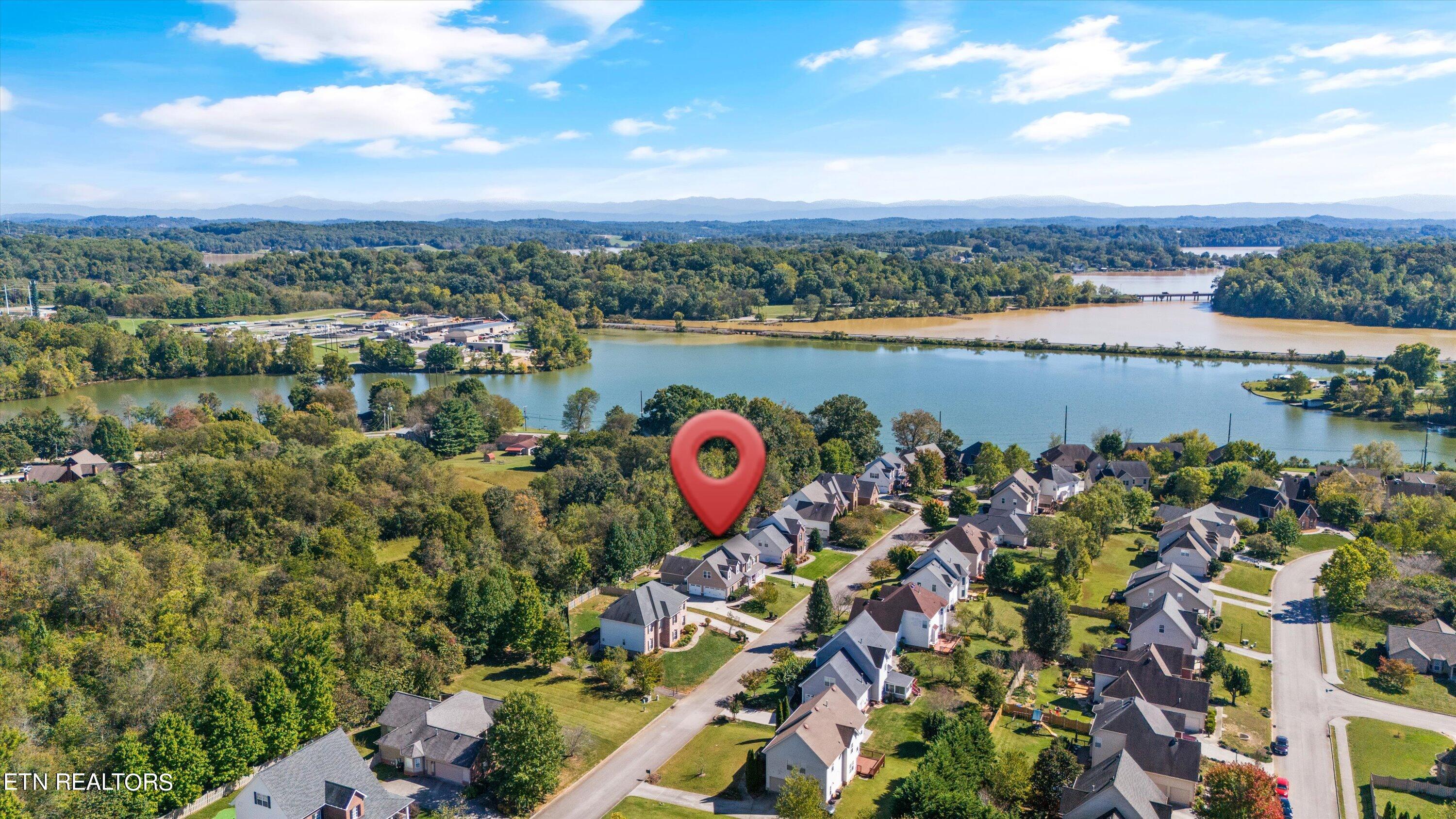 11456 Woodcliff Drive