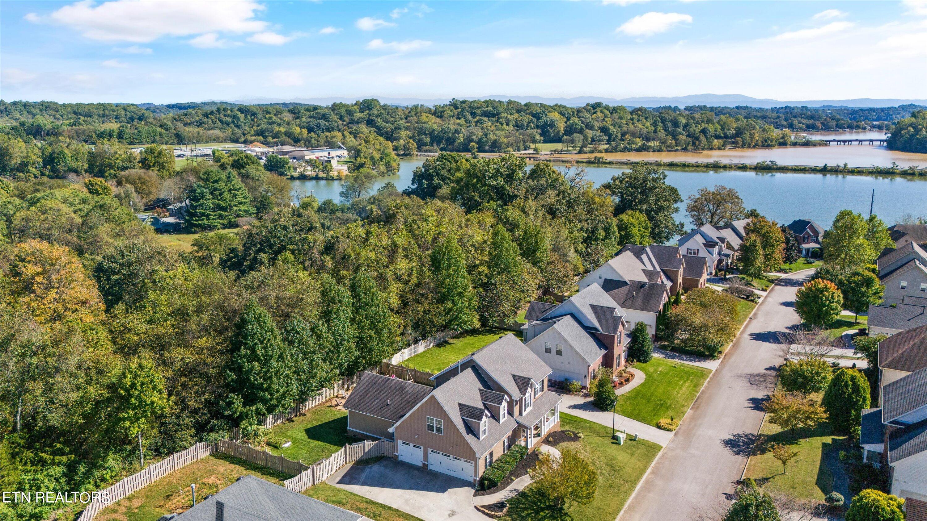 11456 Woodcliff Drive