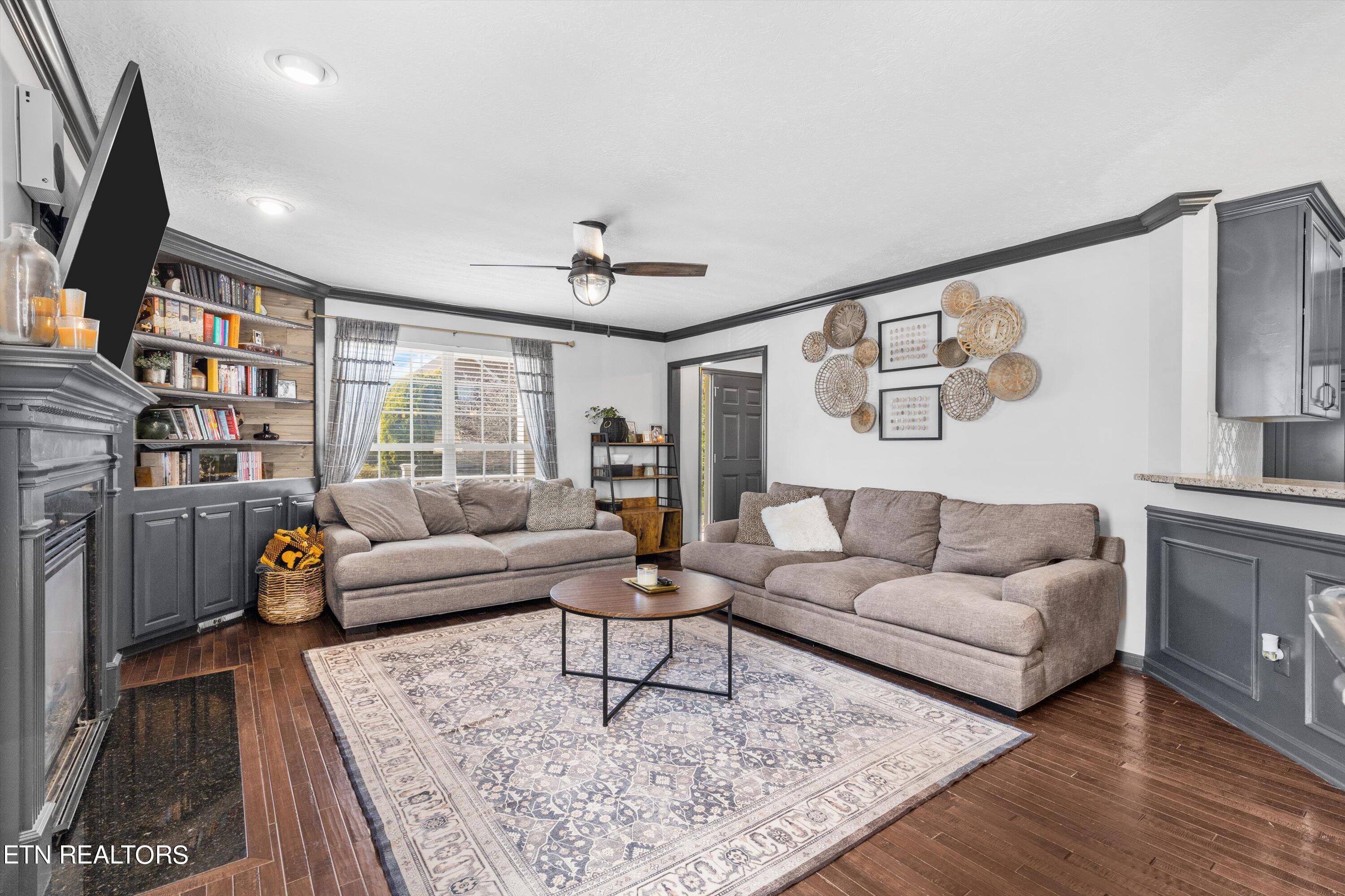 11456 Woodcliff Drive