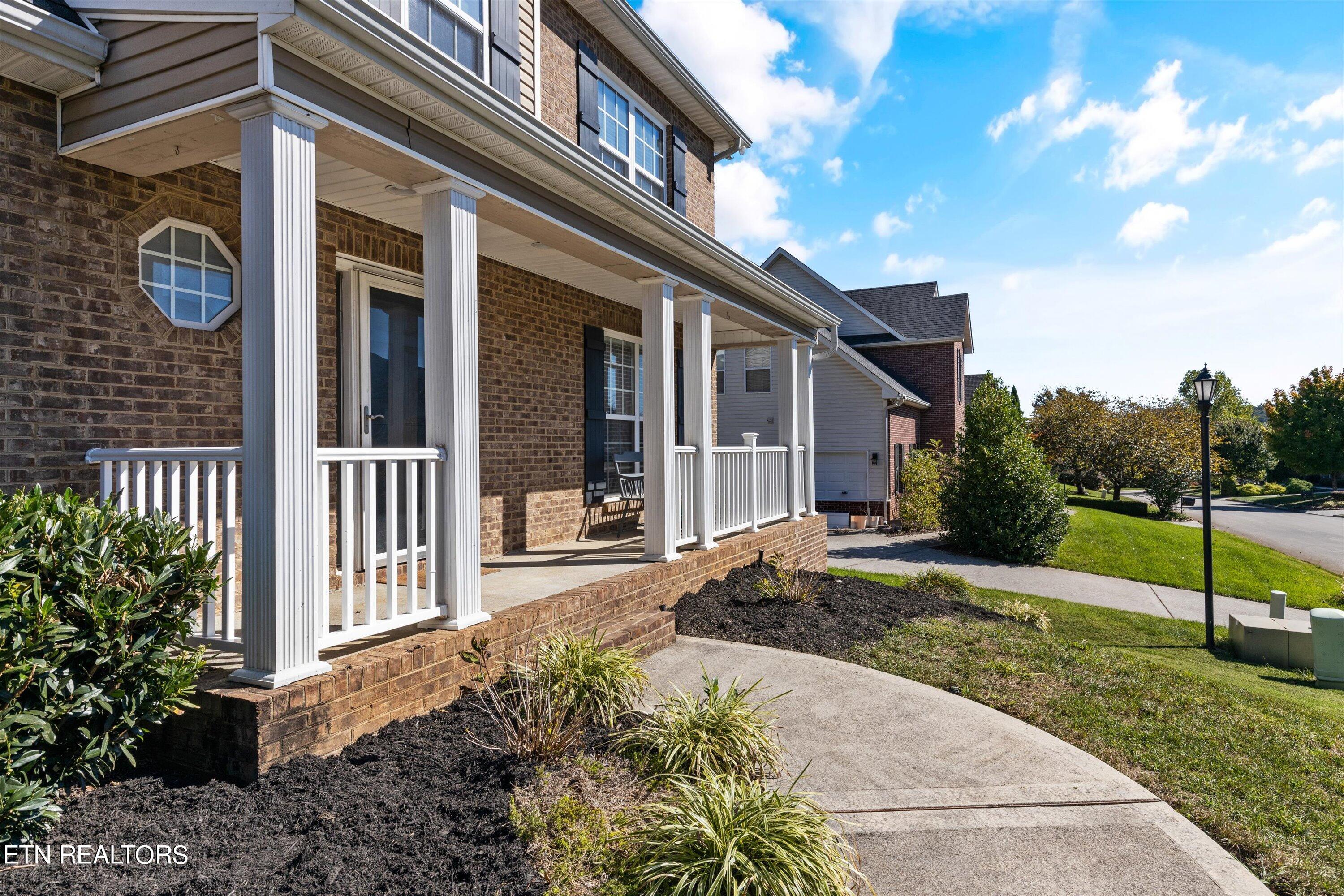 11456 Woodcliff Drive