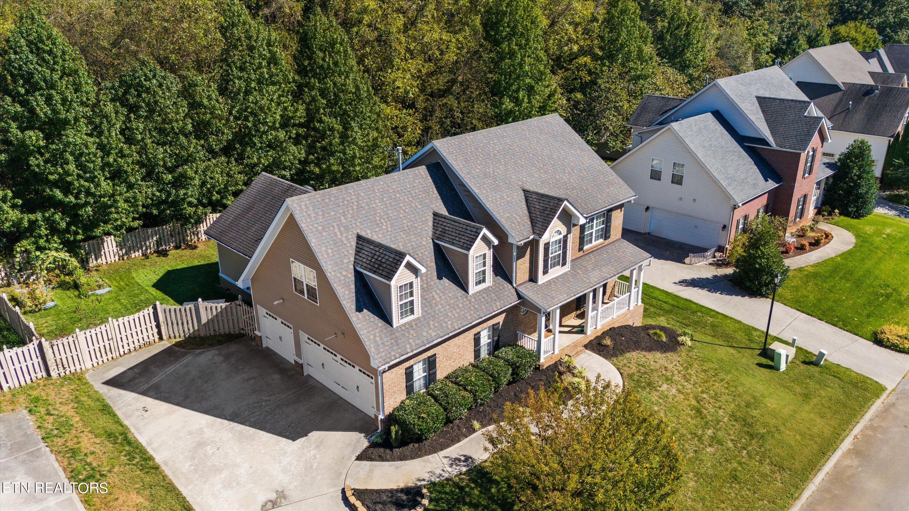 11456 Woodcliff Drive