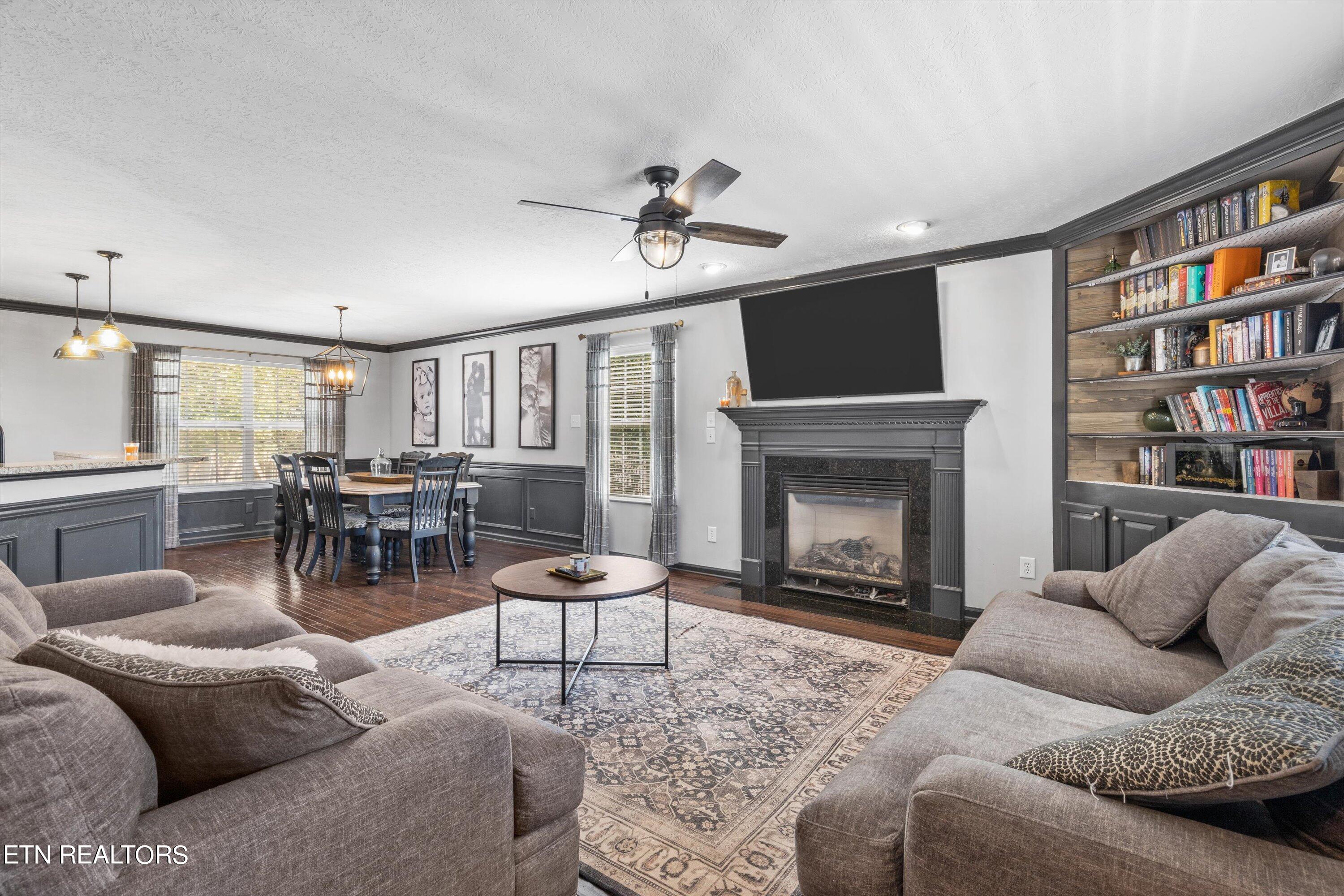 11456 Woodcliff Drive