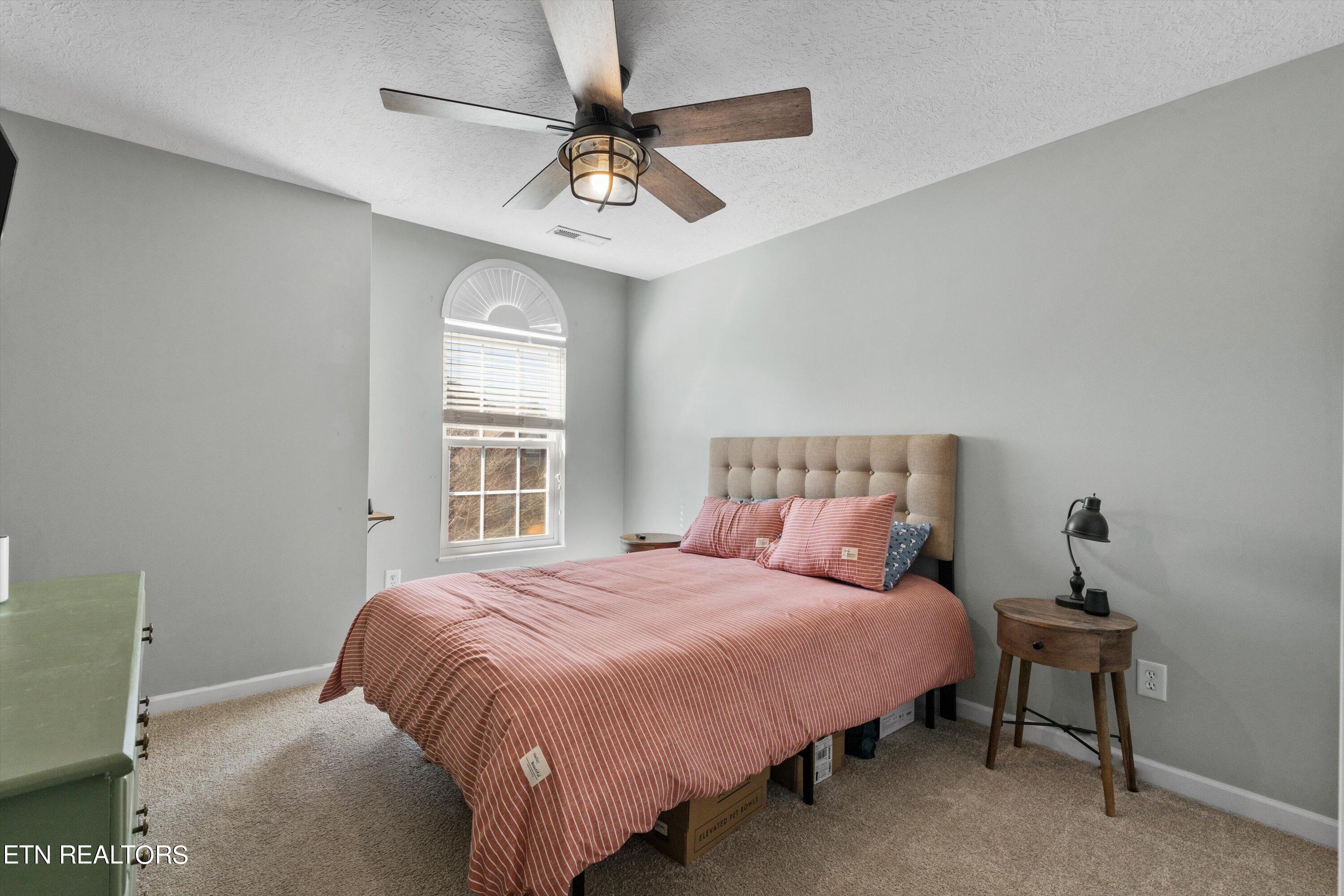 11456 Woodcliff Drive