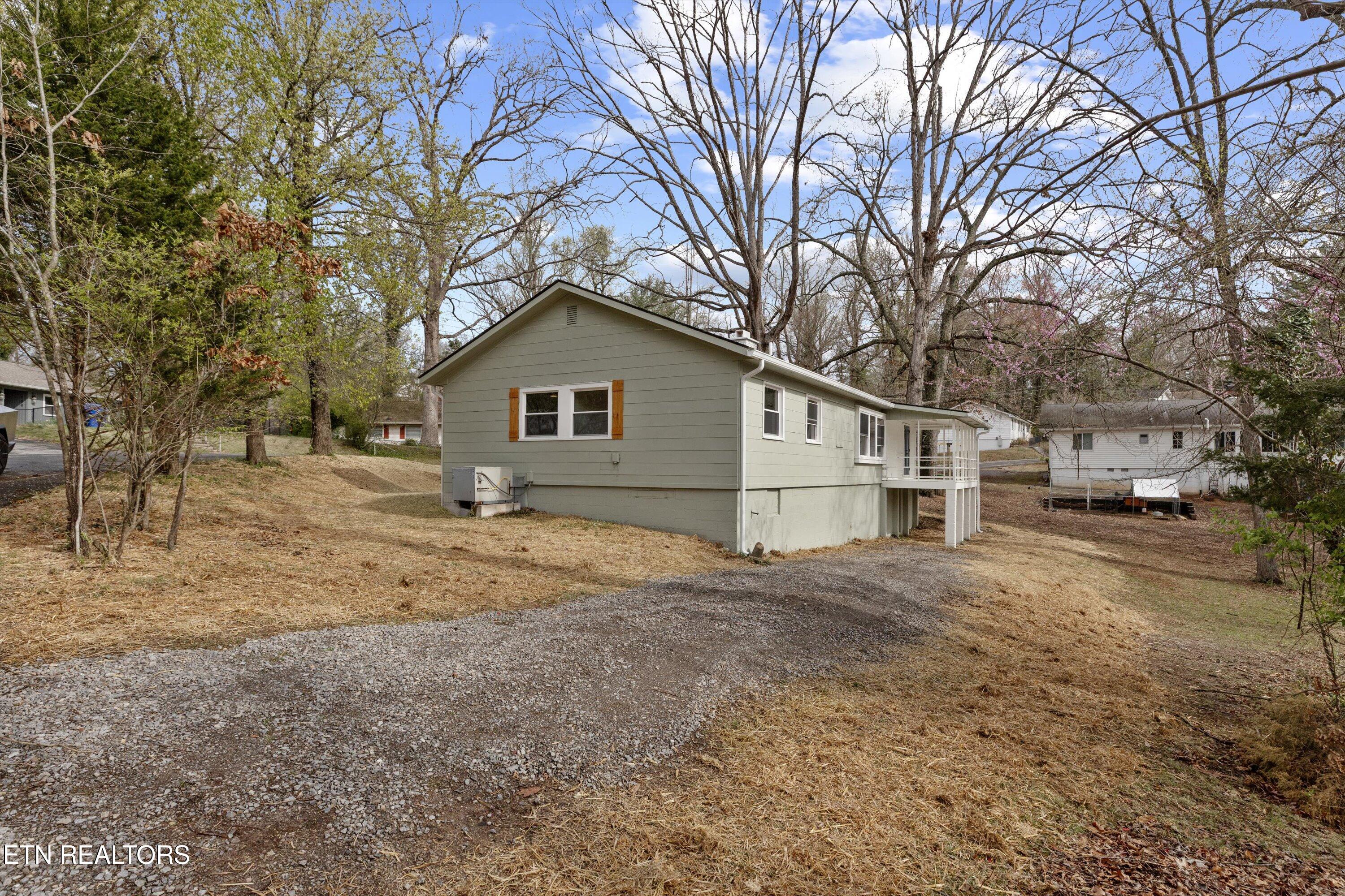 103 Plymouth Circle