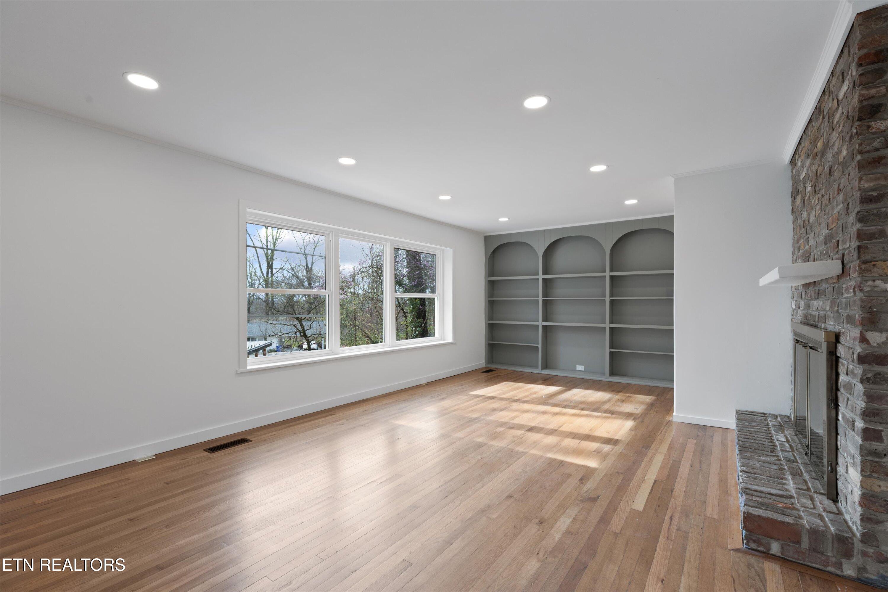 103 Plymouth Circle