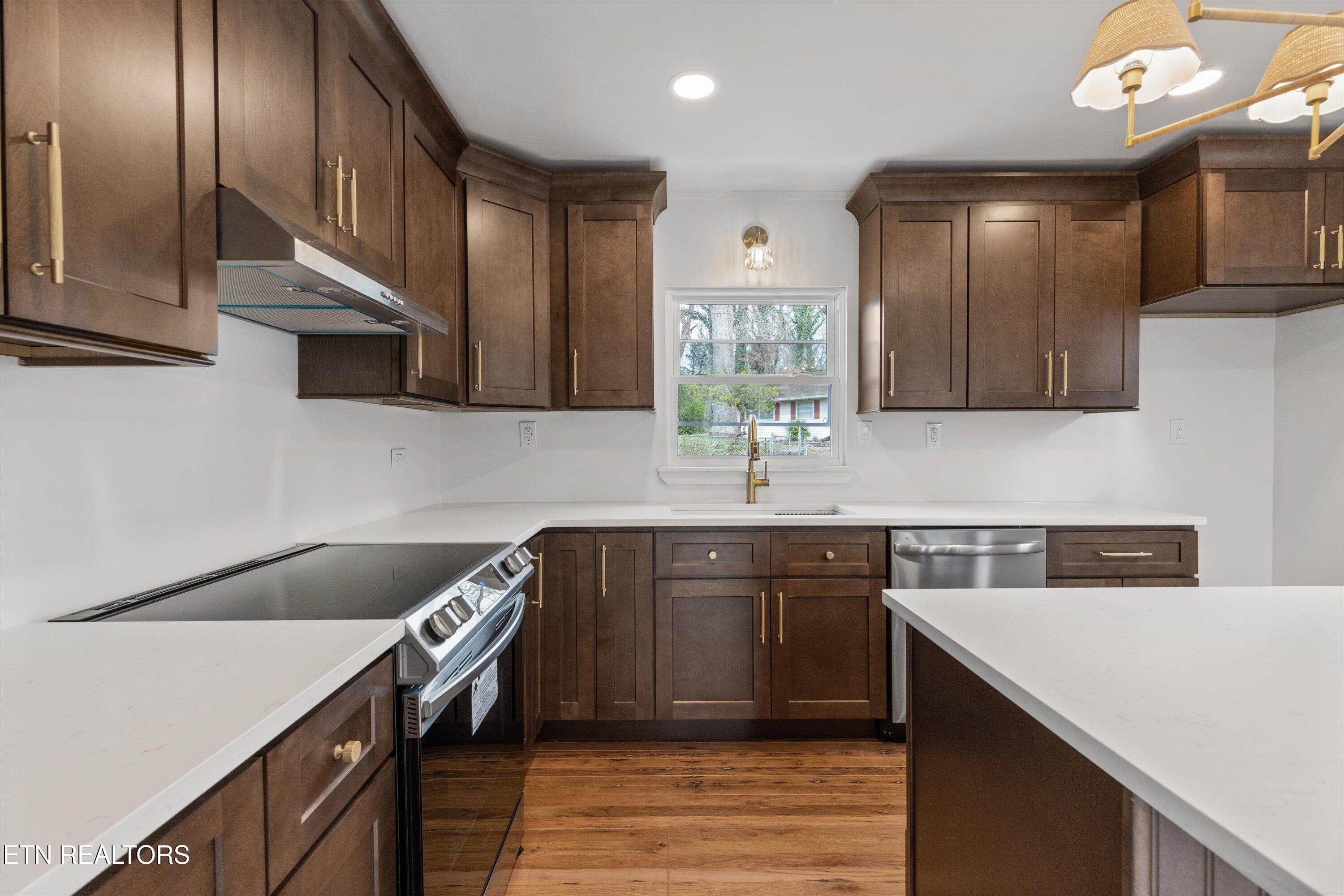 103 Plymouth Circle