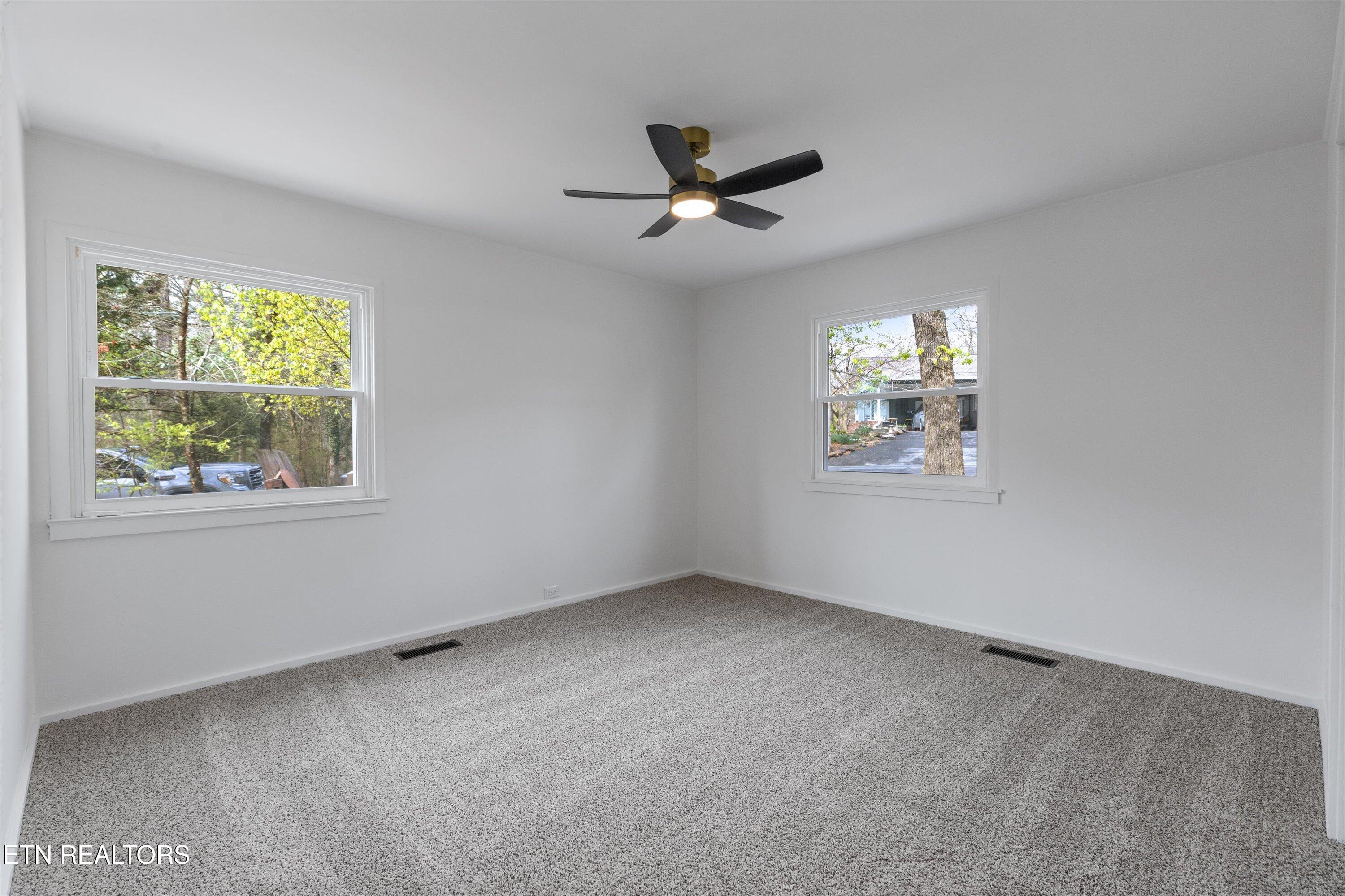 103 Plymouth Circle