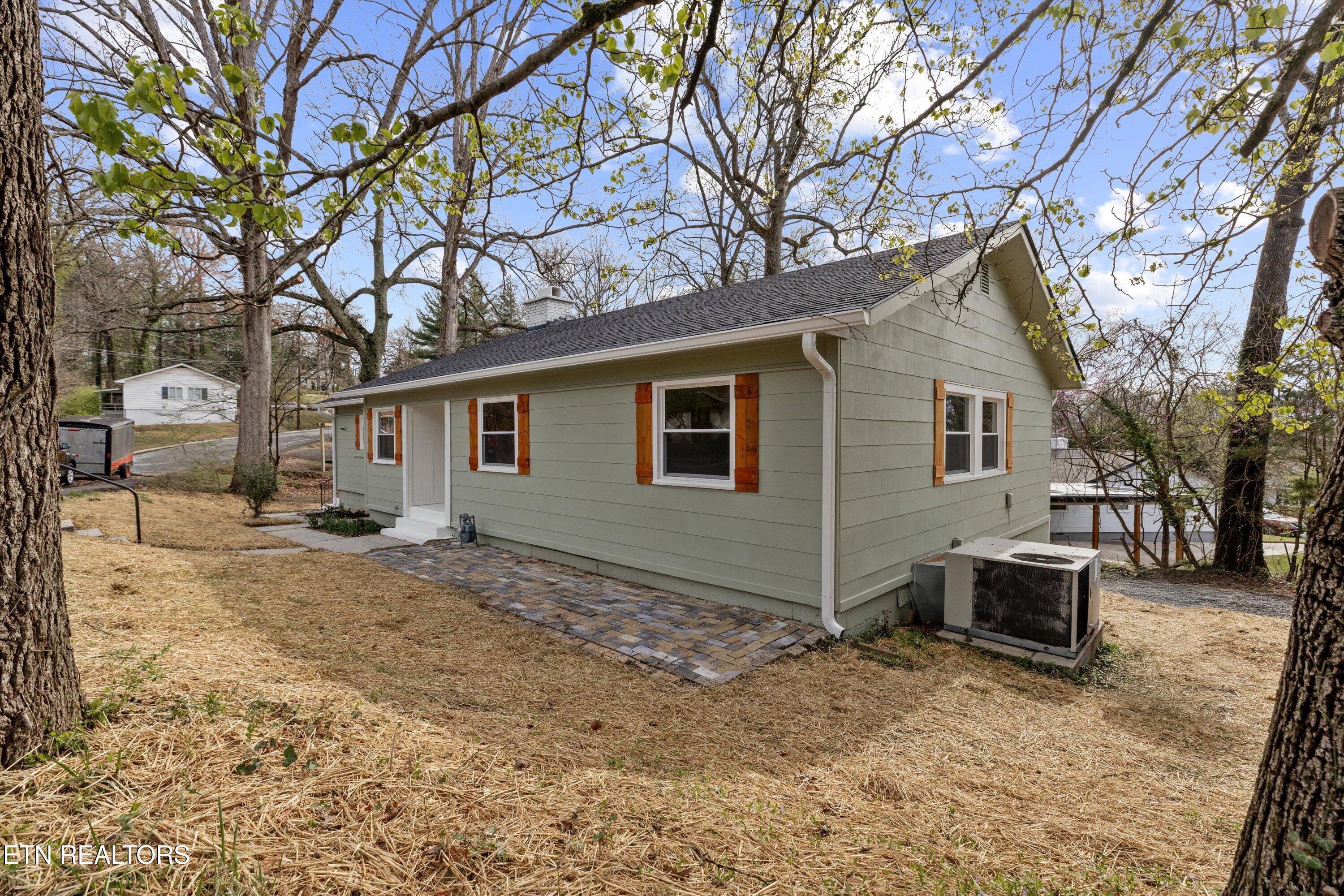 103 Plymouth Circle
