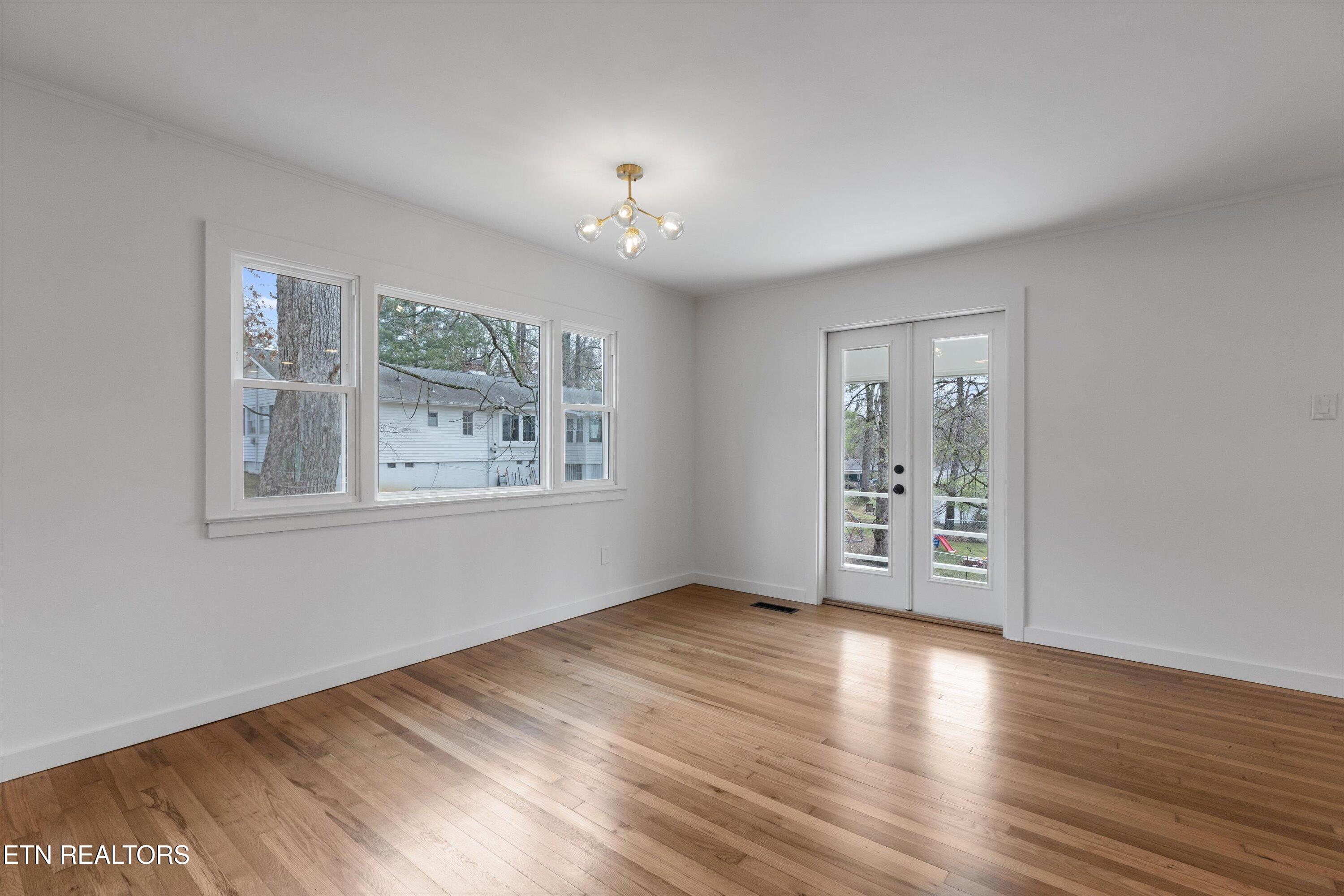 103 Plymouth Circle