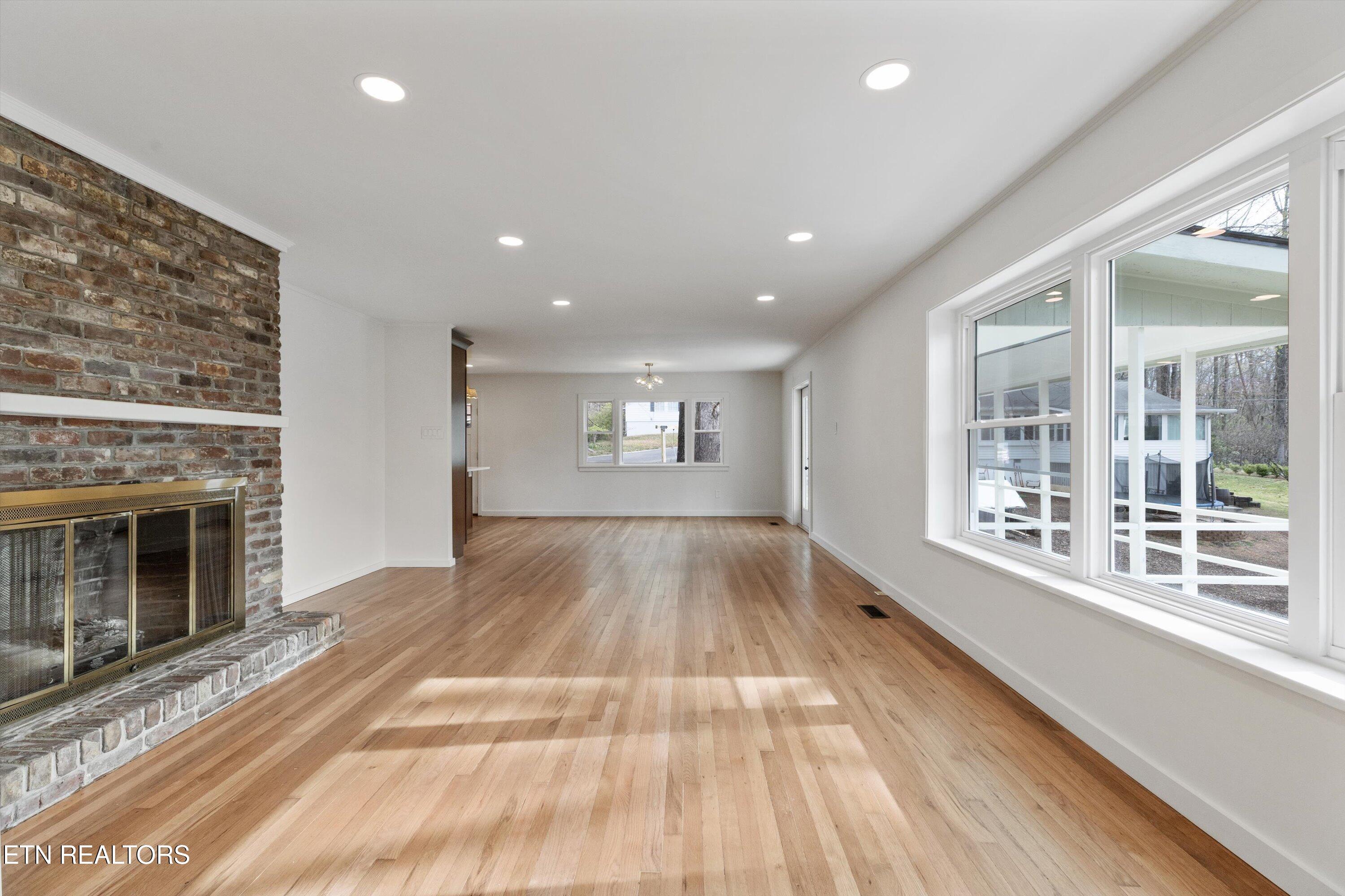 103 Plymouth Circle
