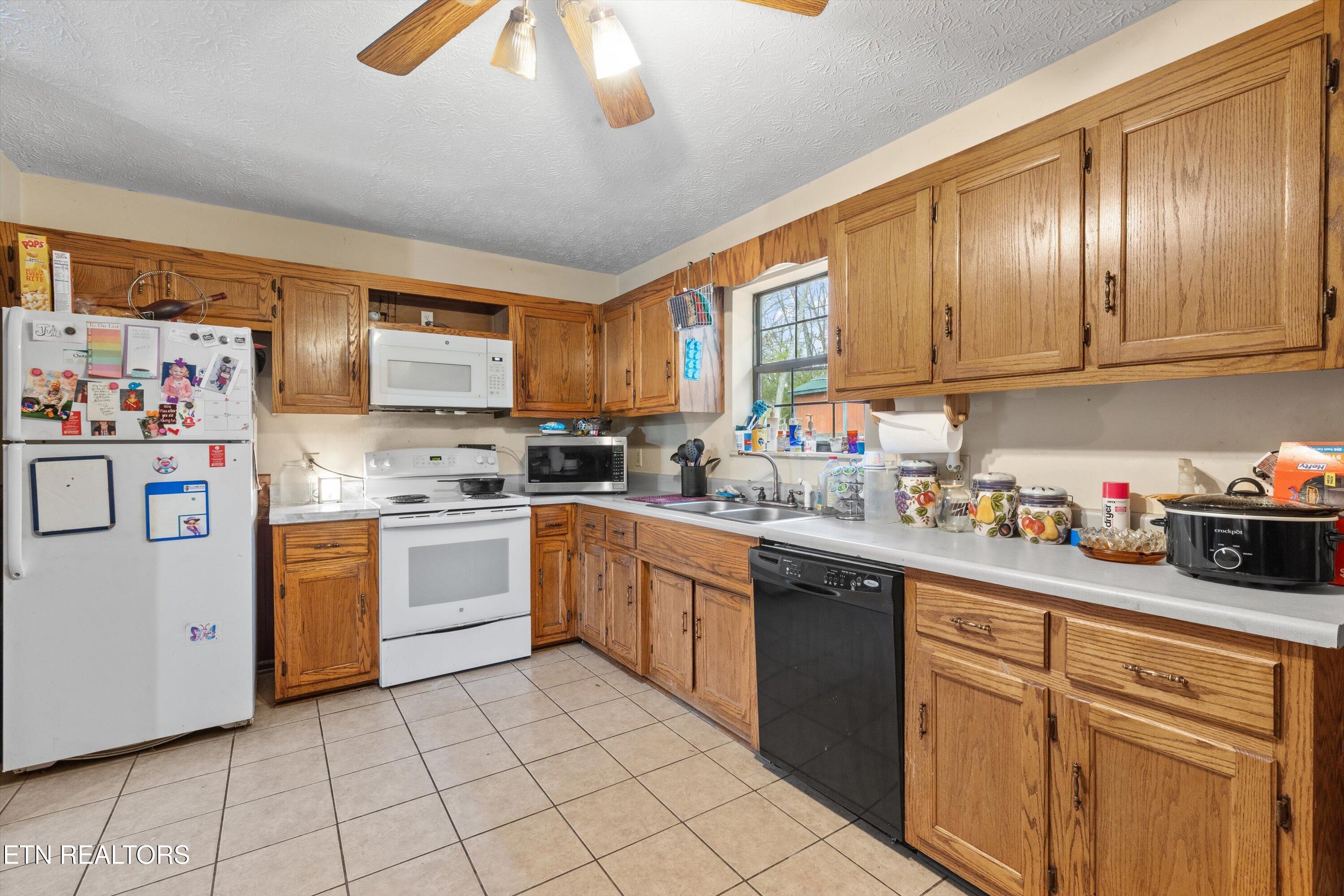 1240 Lincoln Drive