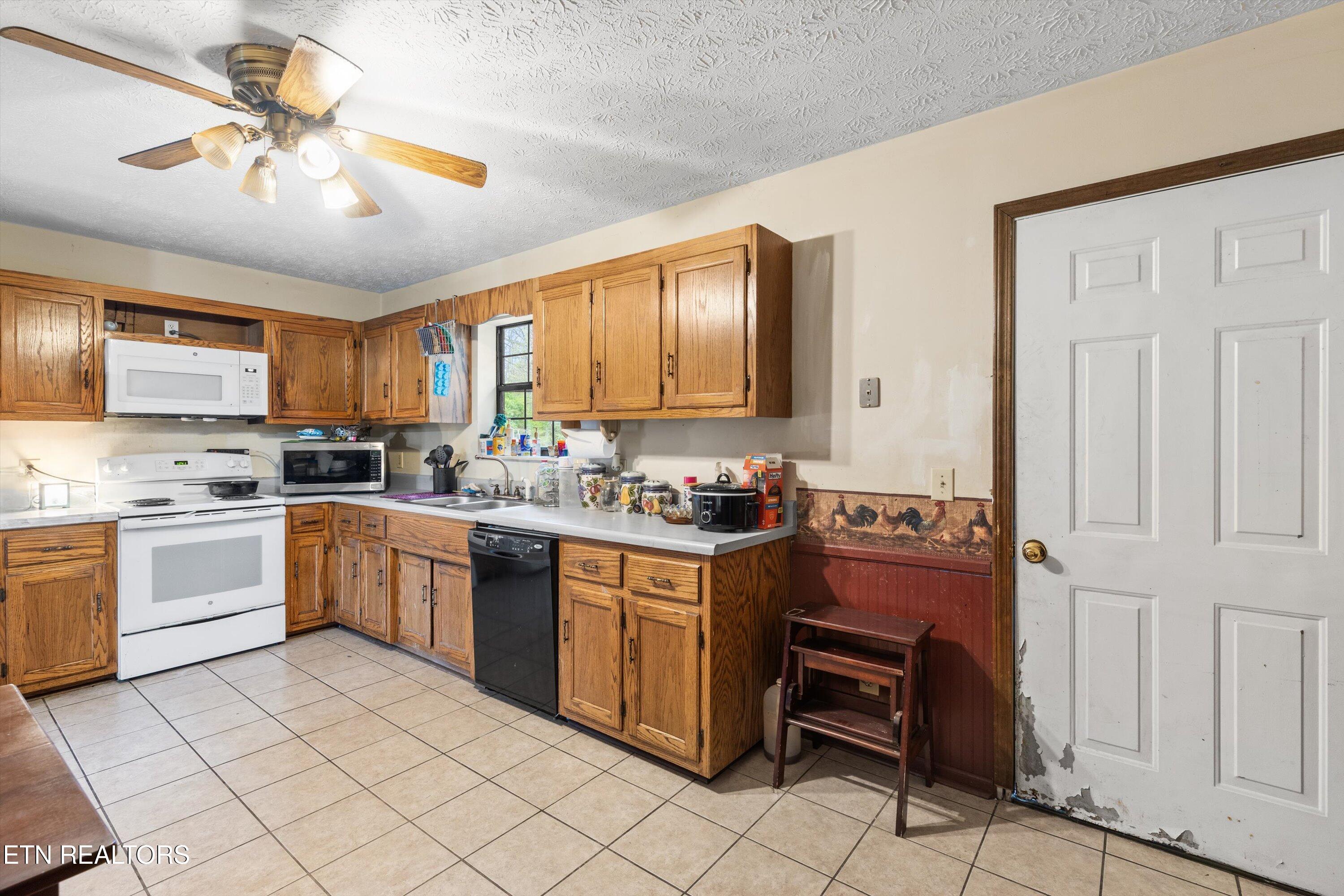 1240 Lincoln Drive