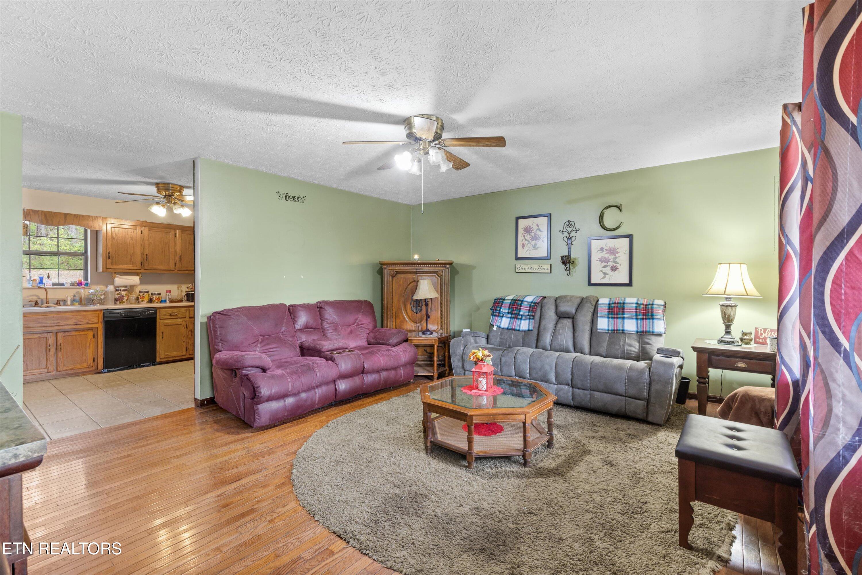 1240 Lincoln Drive