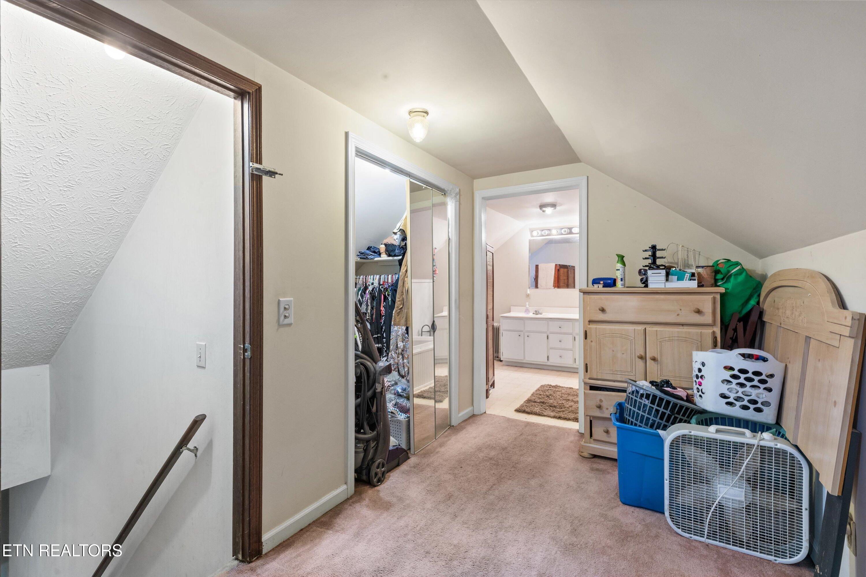 1240 Lincoln Drive