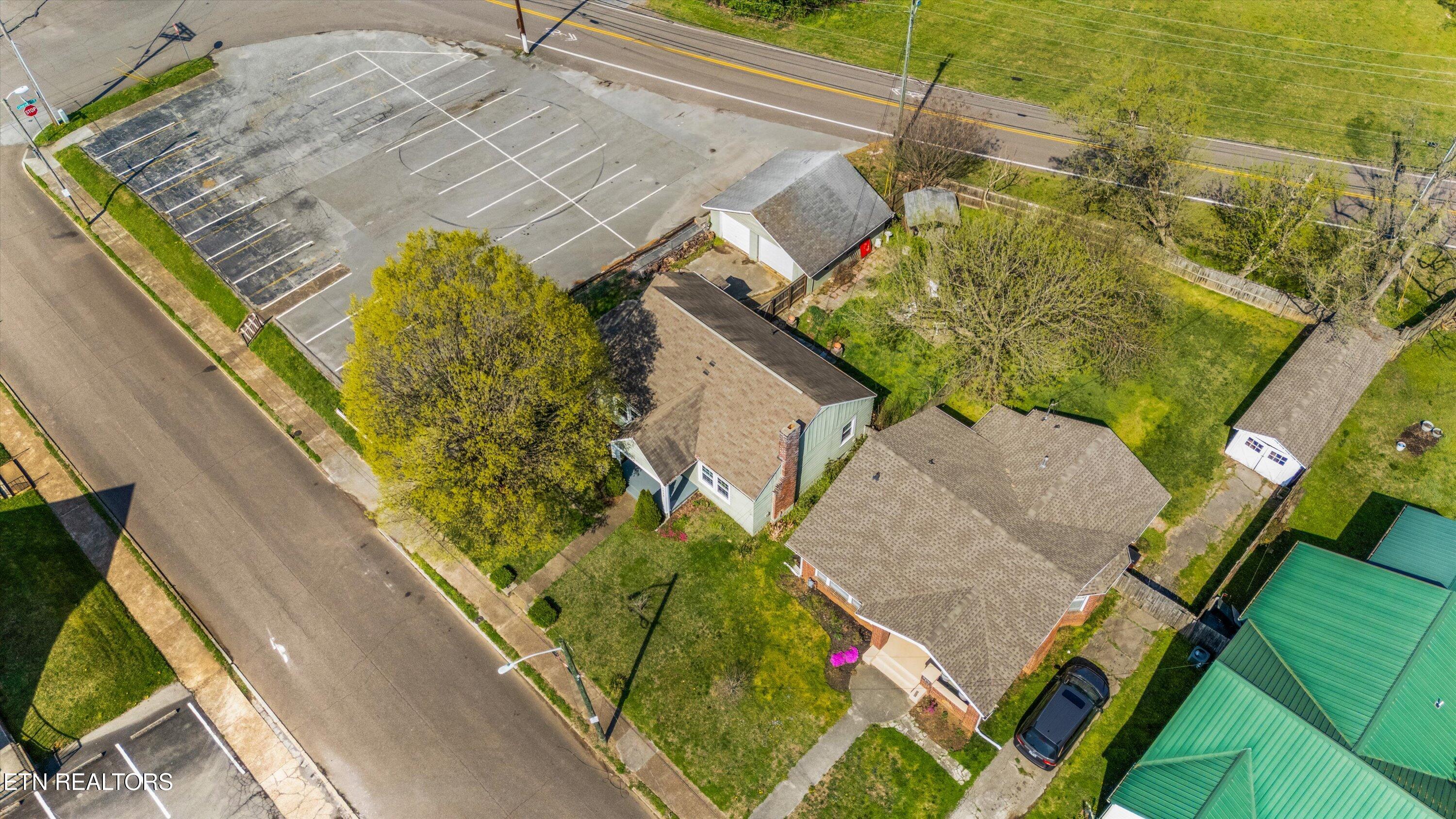 2211 Tecoma Drive