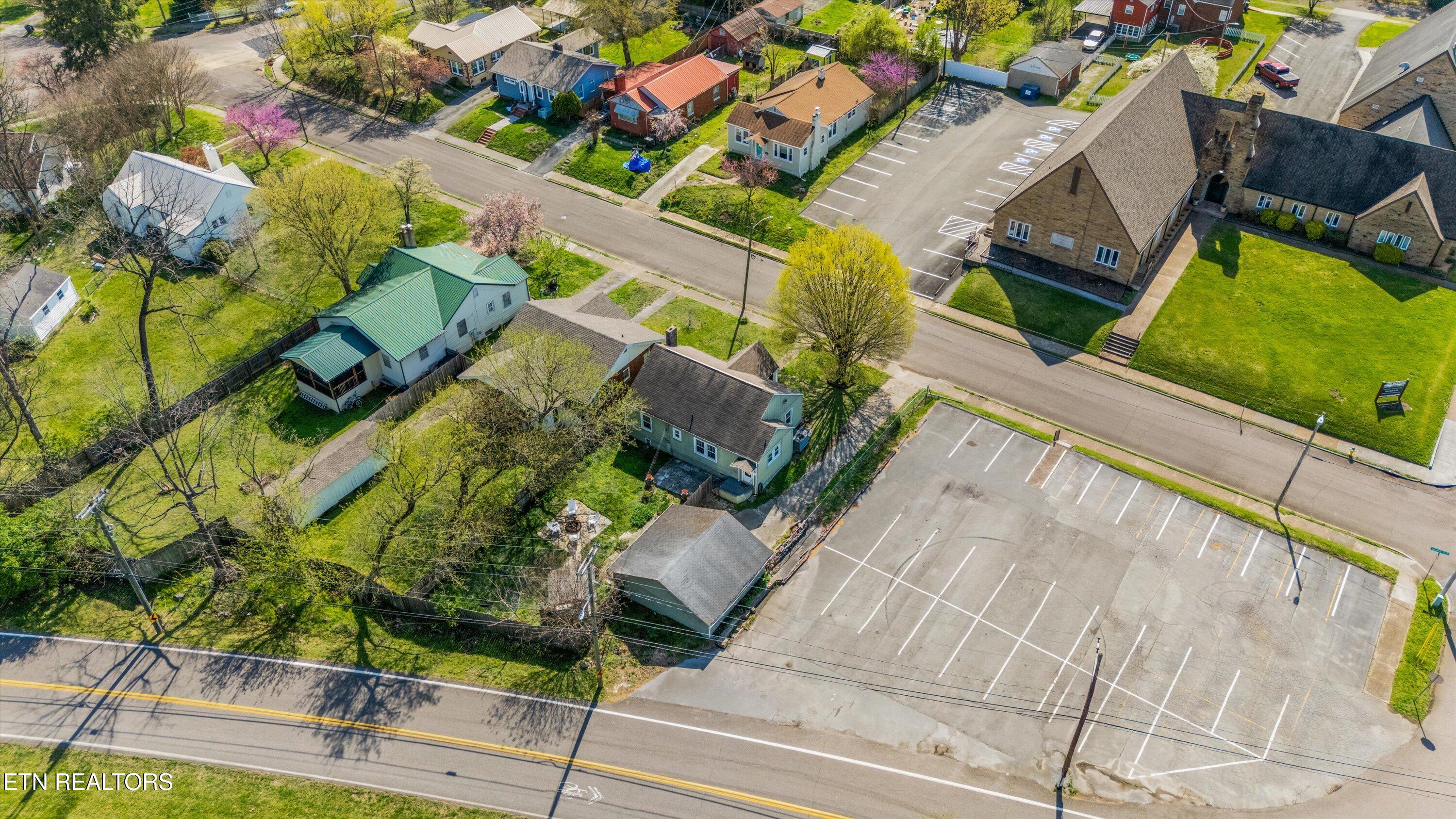 2211 Tecoma Drive