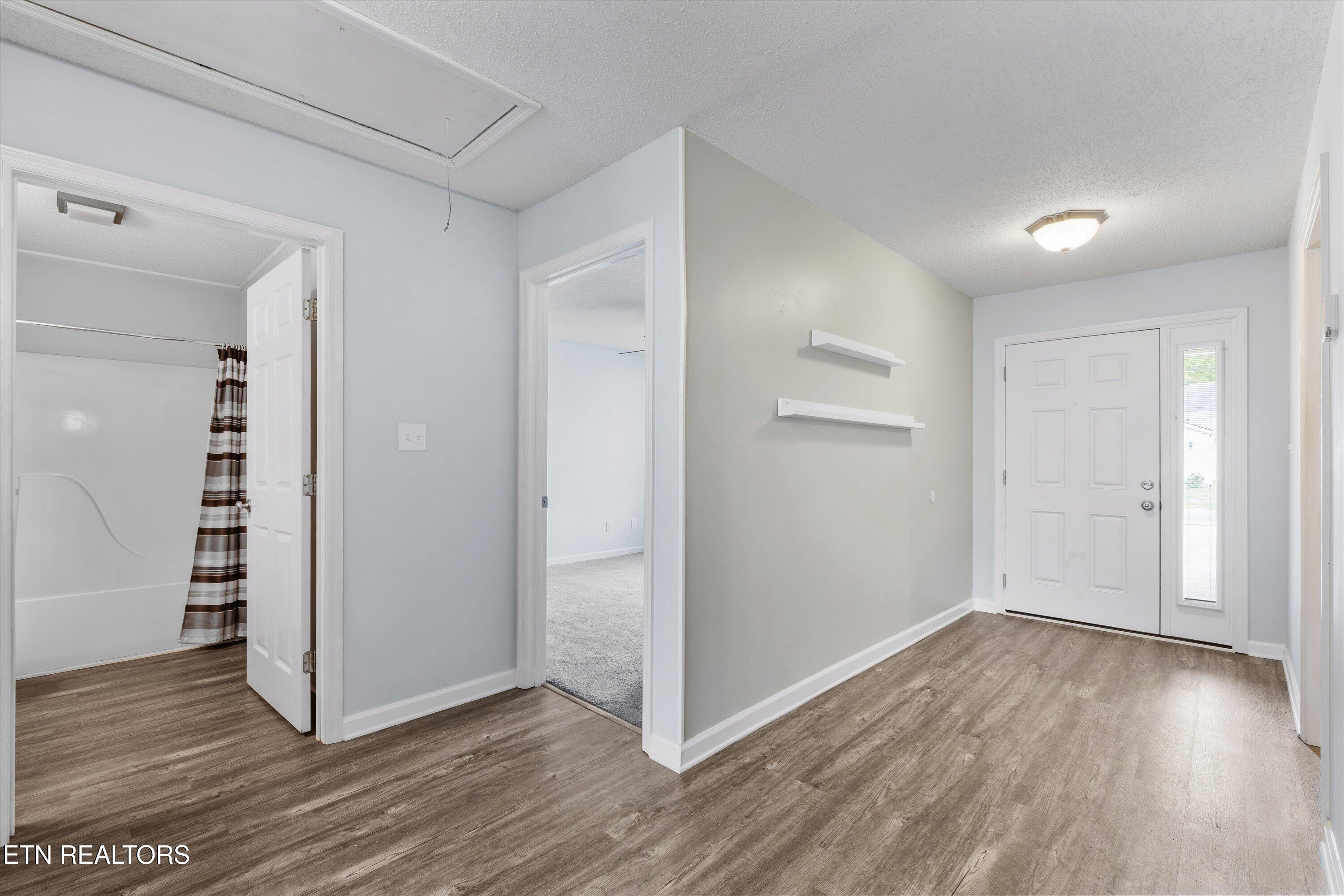 8509 Wisteria Way