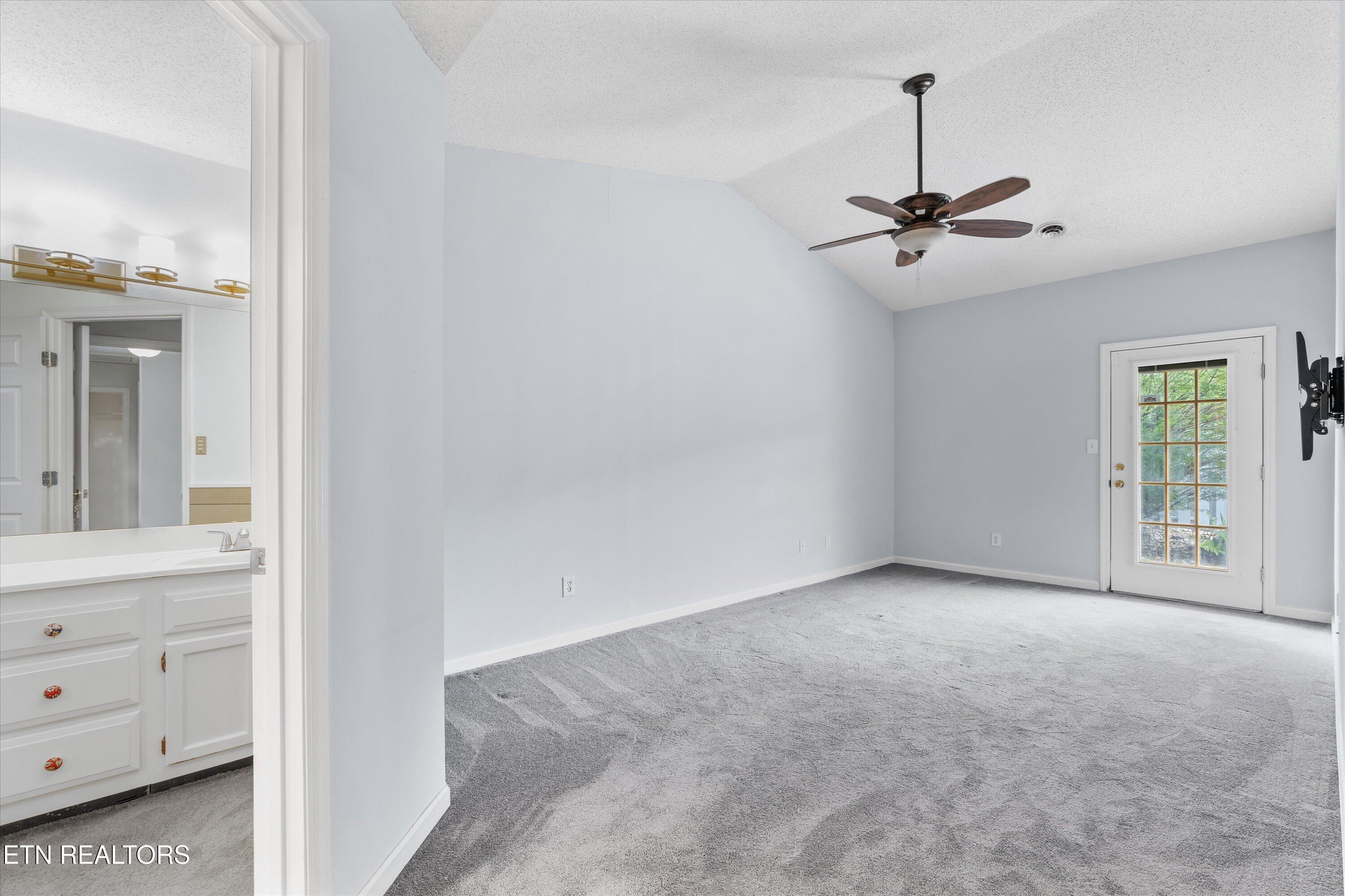8509 Wisteria Way