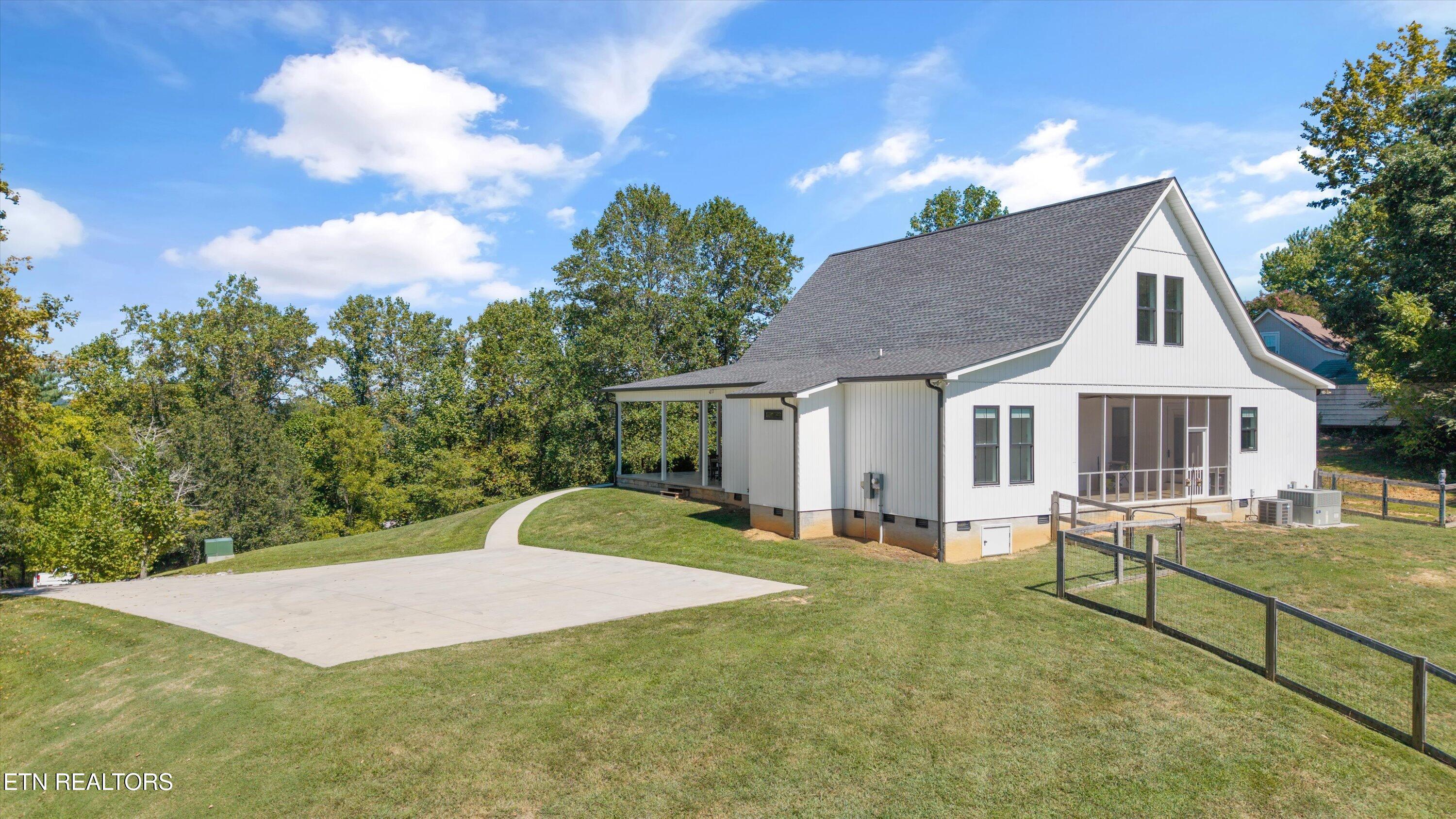 2809 Williams Bend Rd