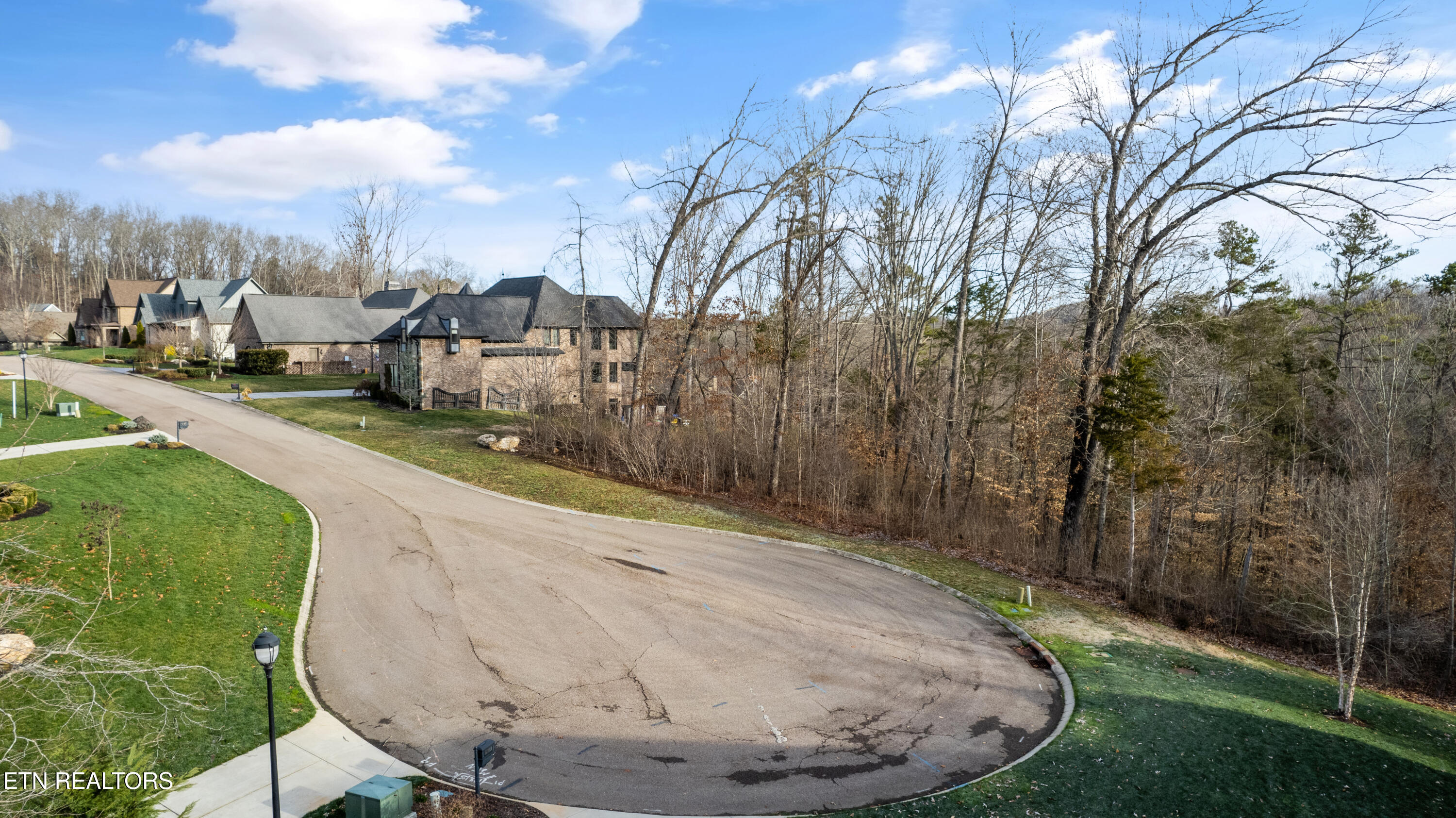 65R Viewcrest Lane