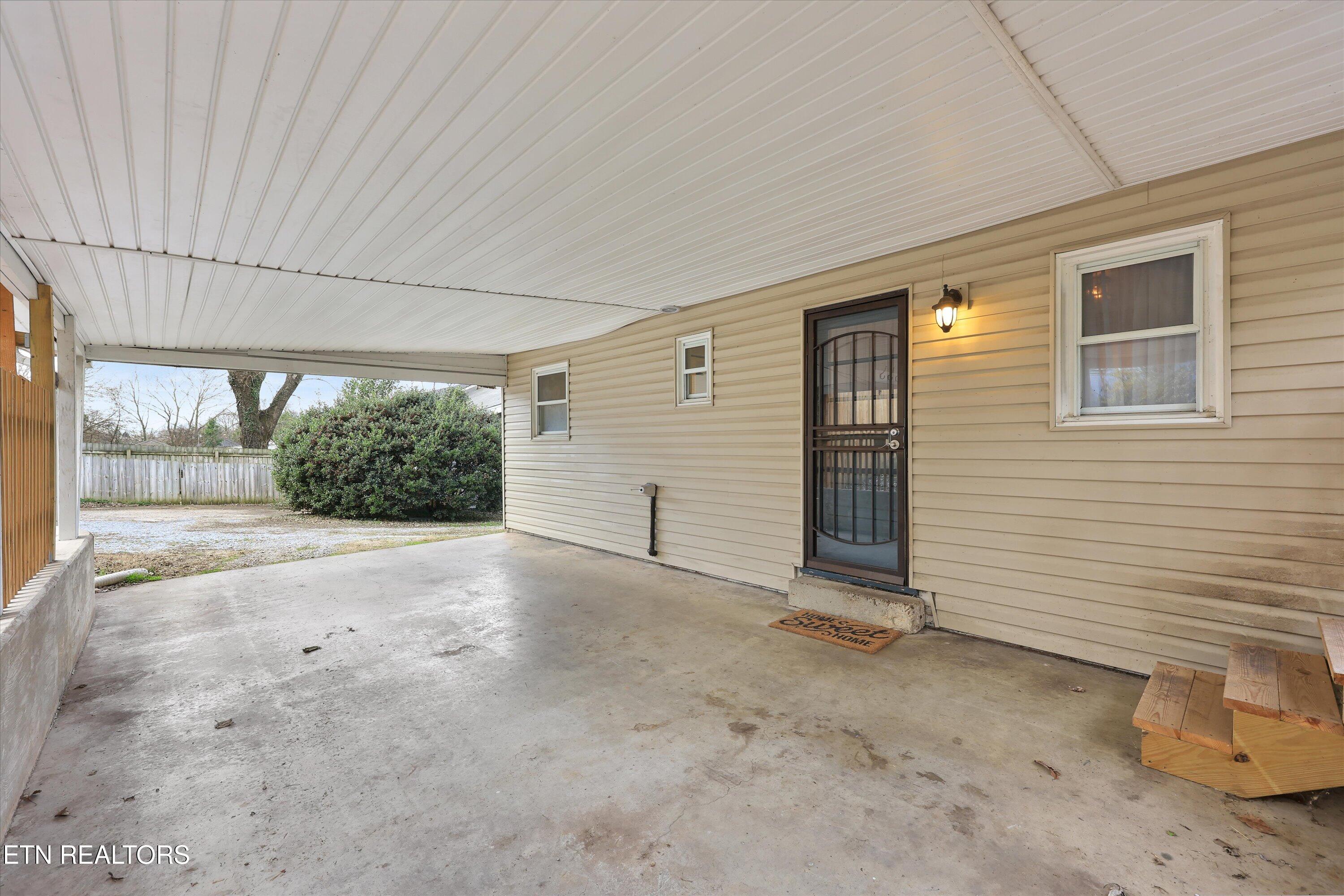 1704 Edgewood Ave