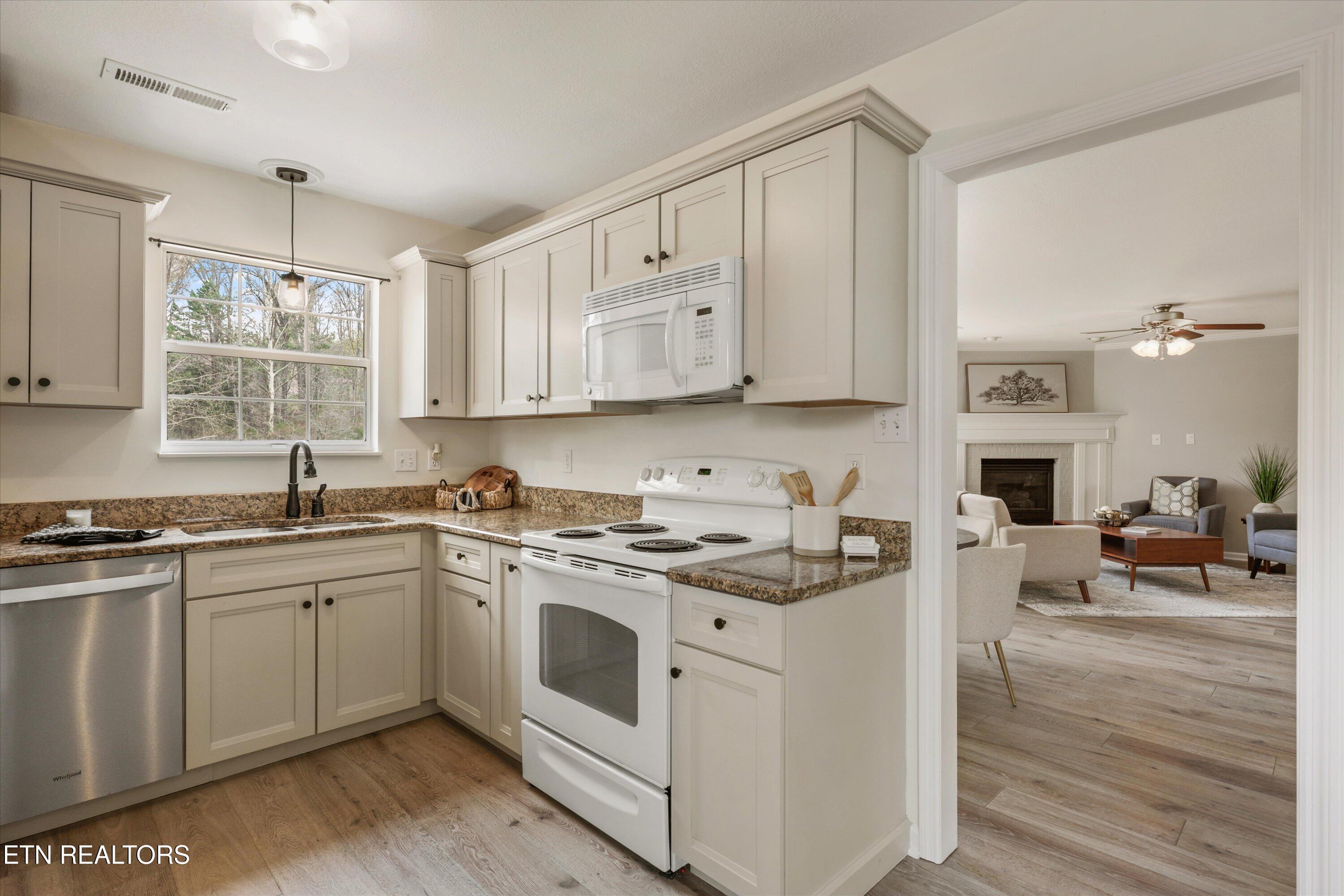 8218 Jack Russell Court