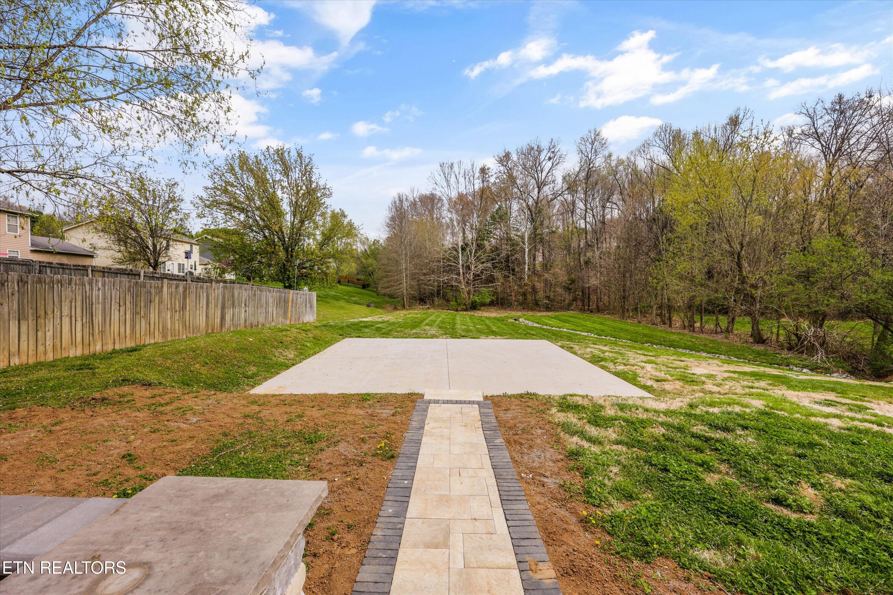 8218 Jack Russell Court