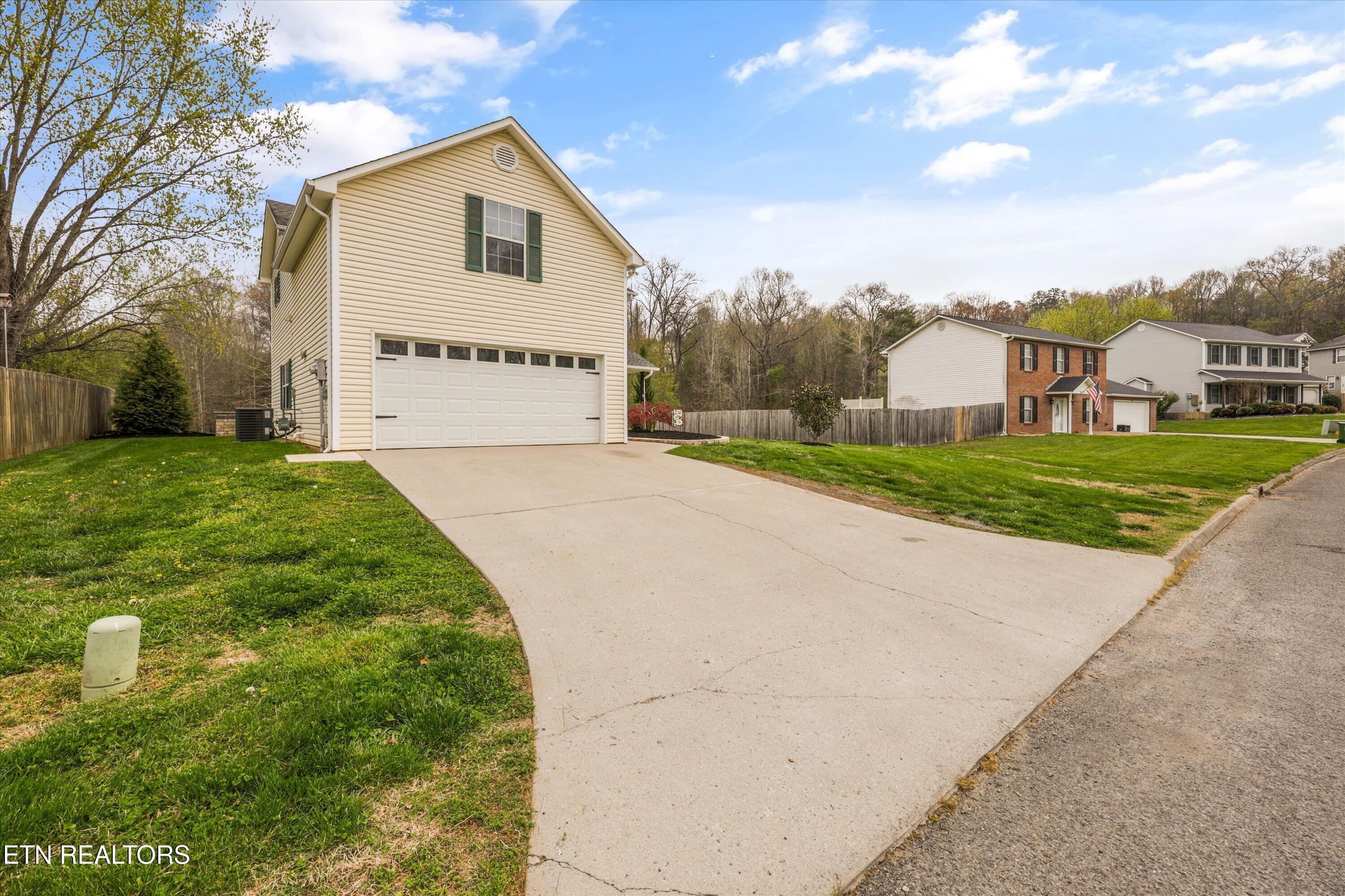 8218 Jack Russell Court