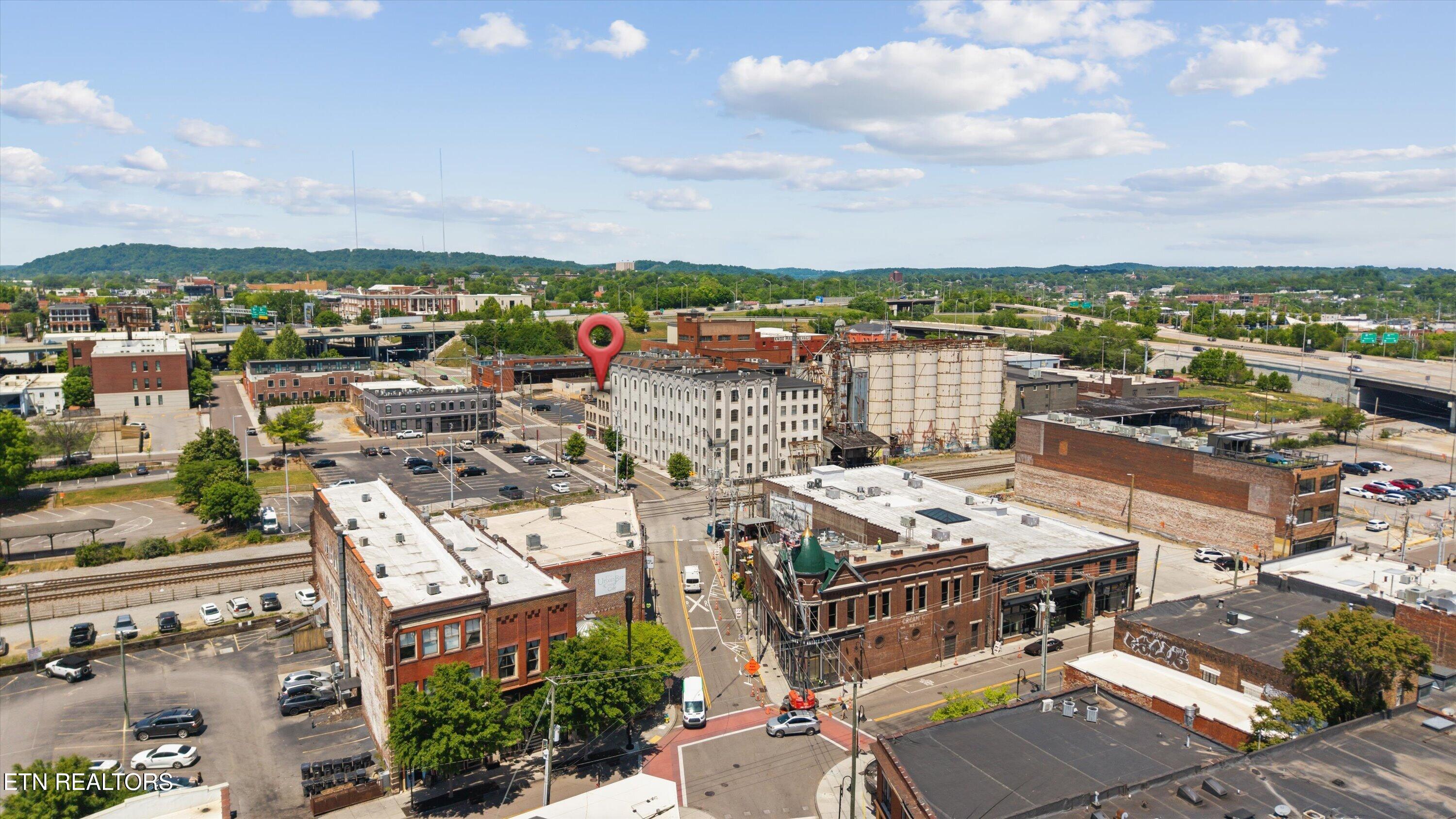 222 N Central St 106