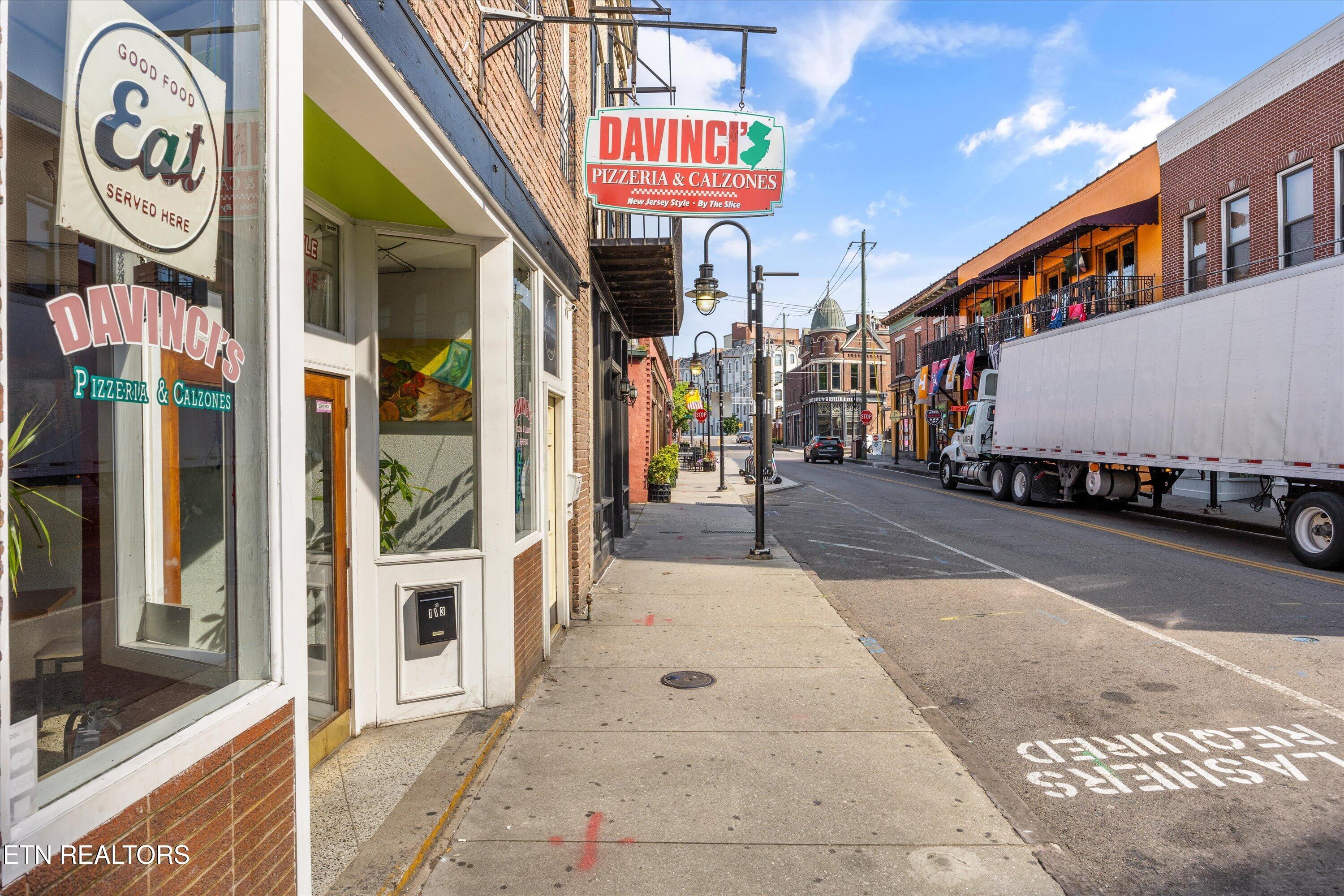 222 N Central St 106