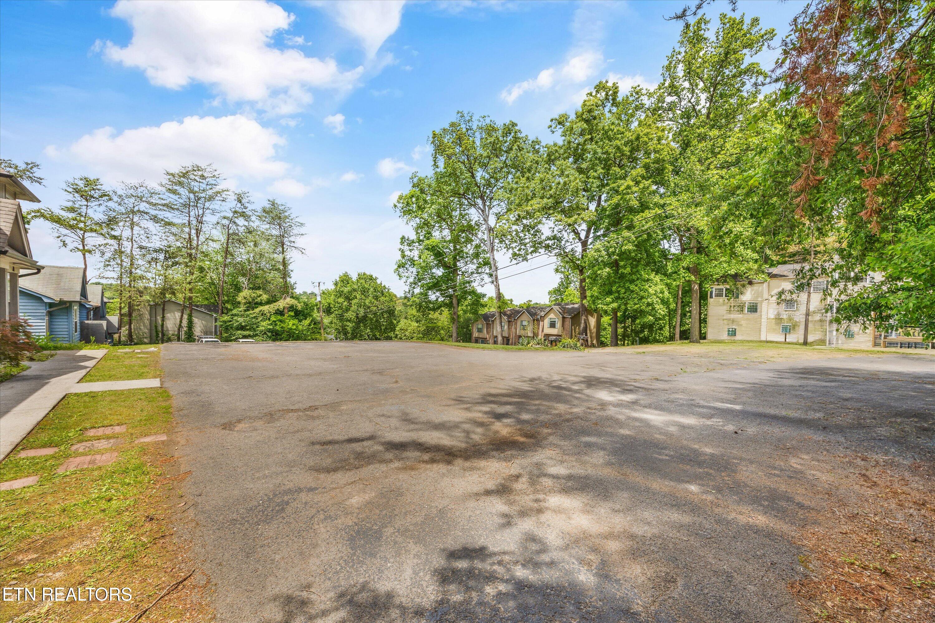 629 Idlewood Lane C