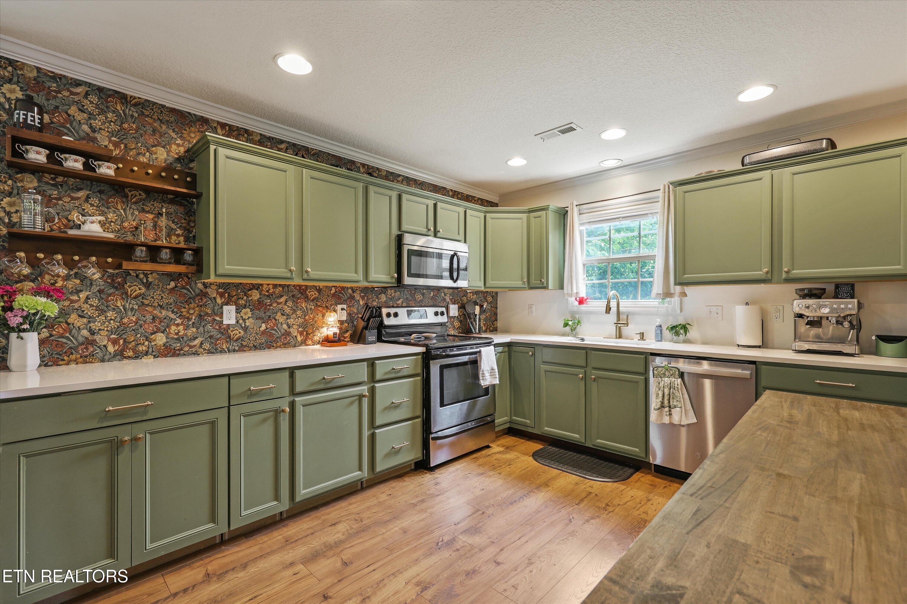 11604 Edison Drive