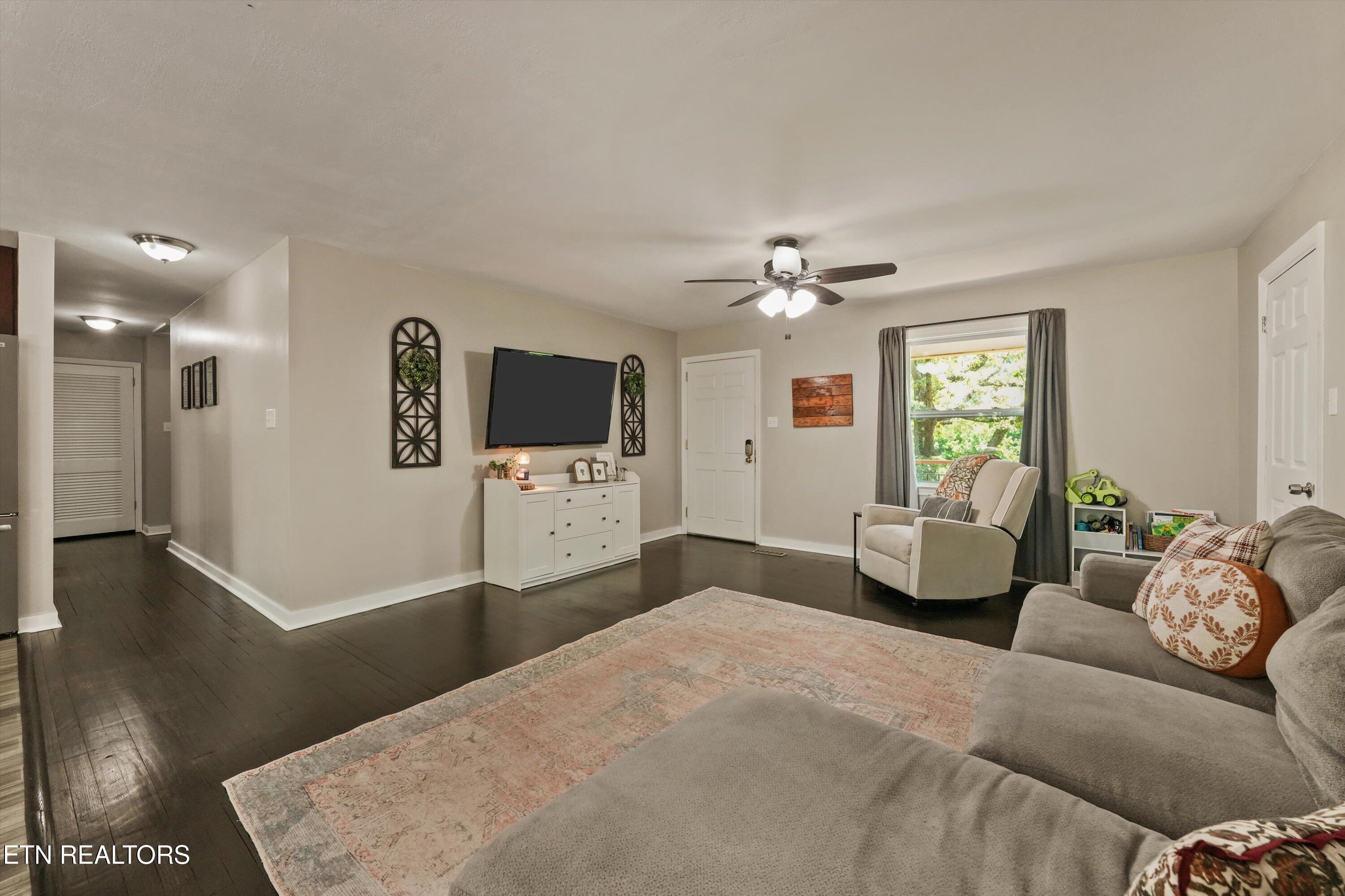 6315 Babelay Rd