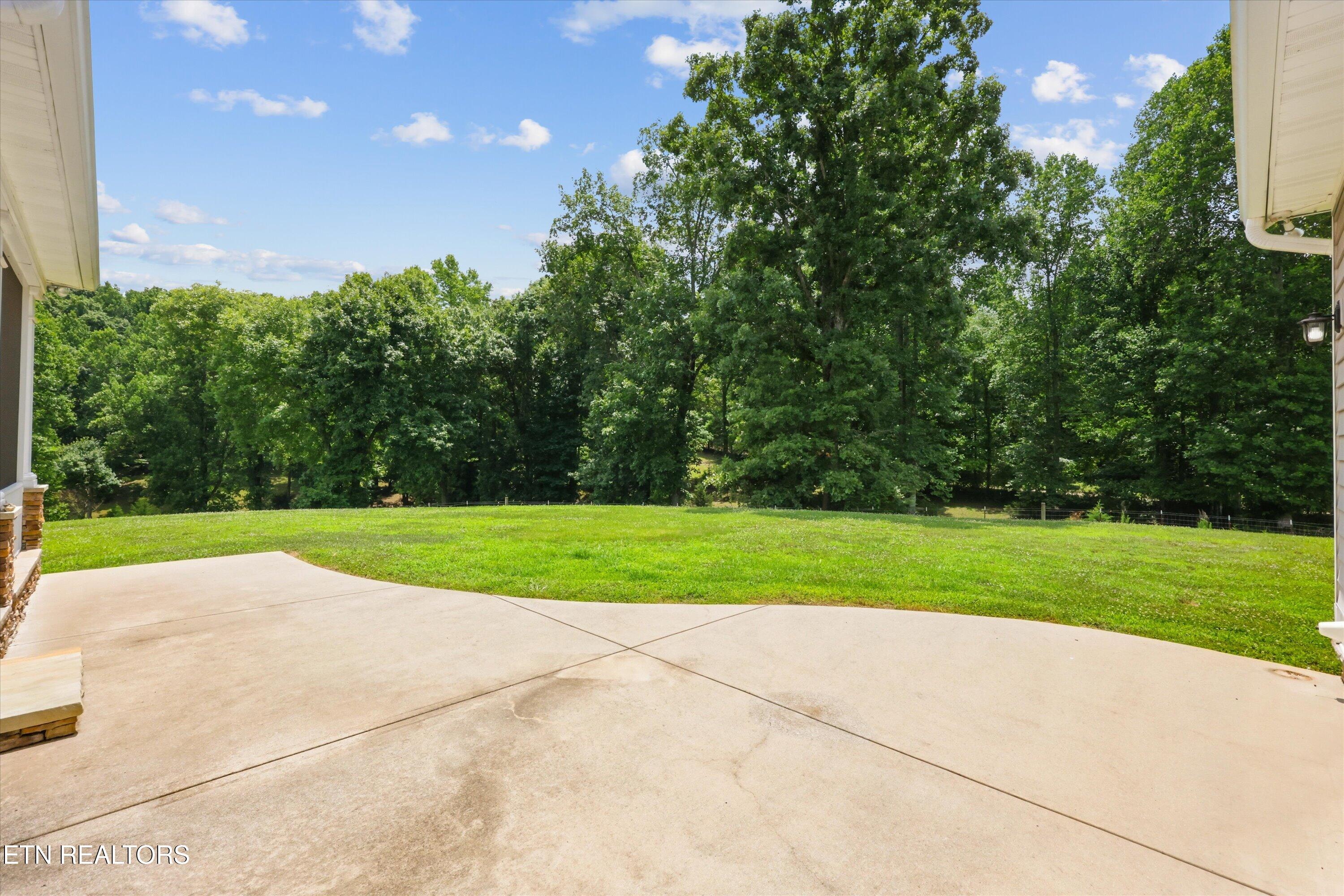 5137 White Wing Rd