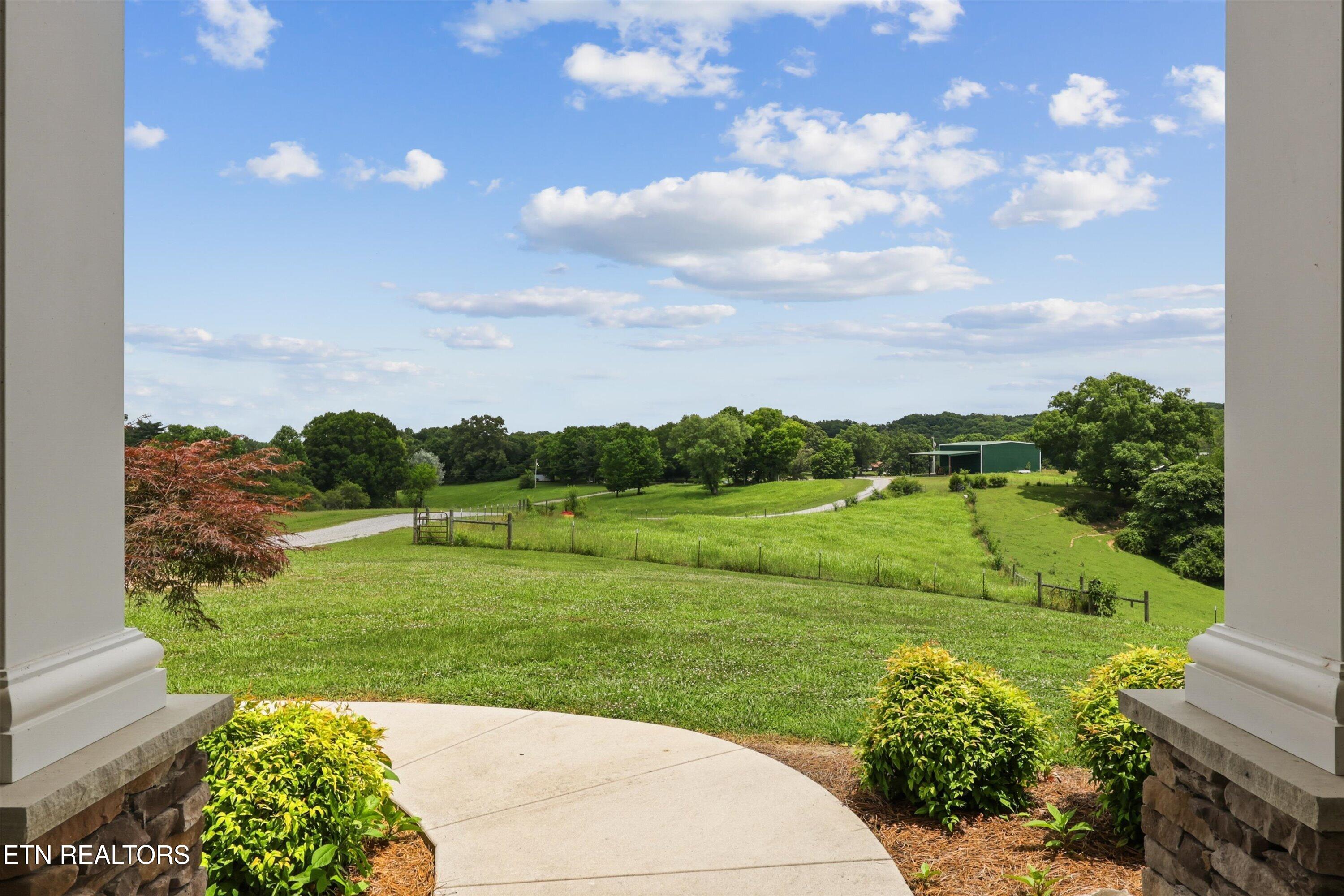5137 White Wing Rd