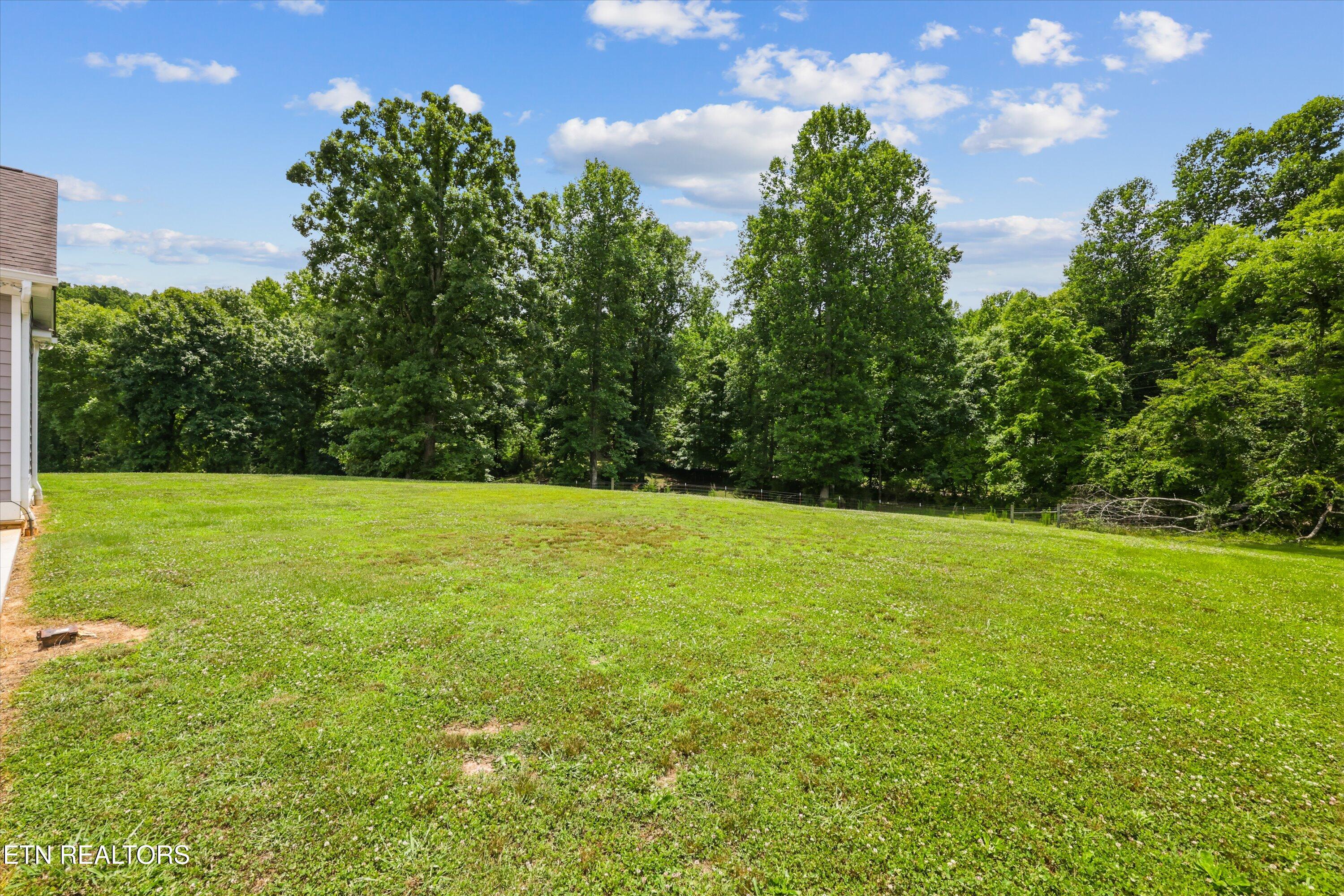 5137 White Wing Rd
