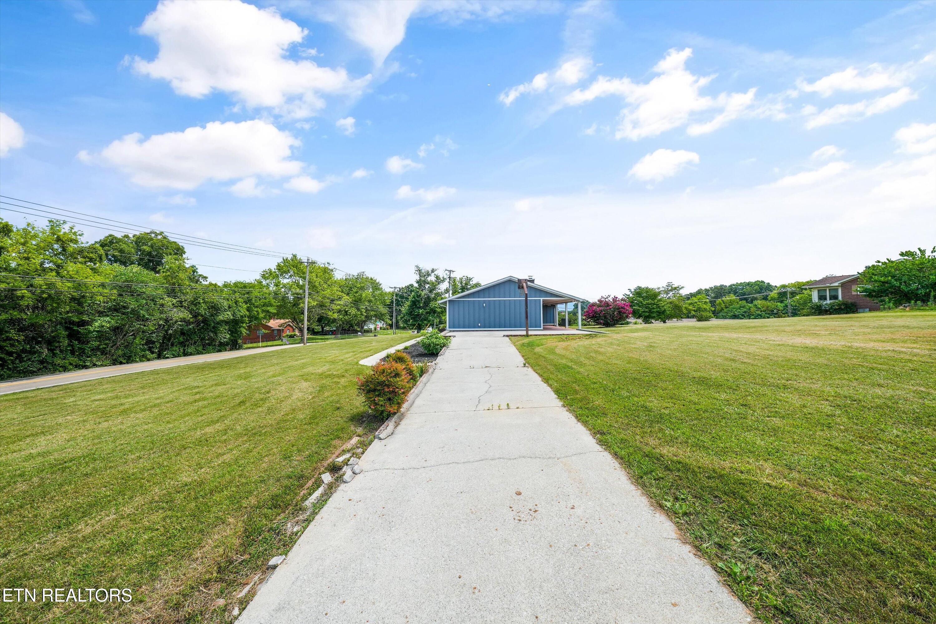 2572 Sevierville Rd