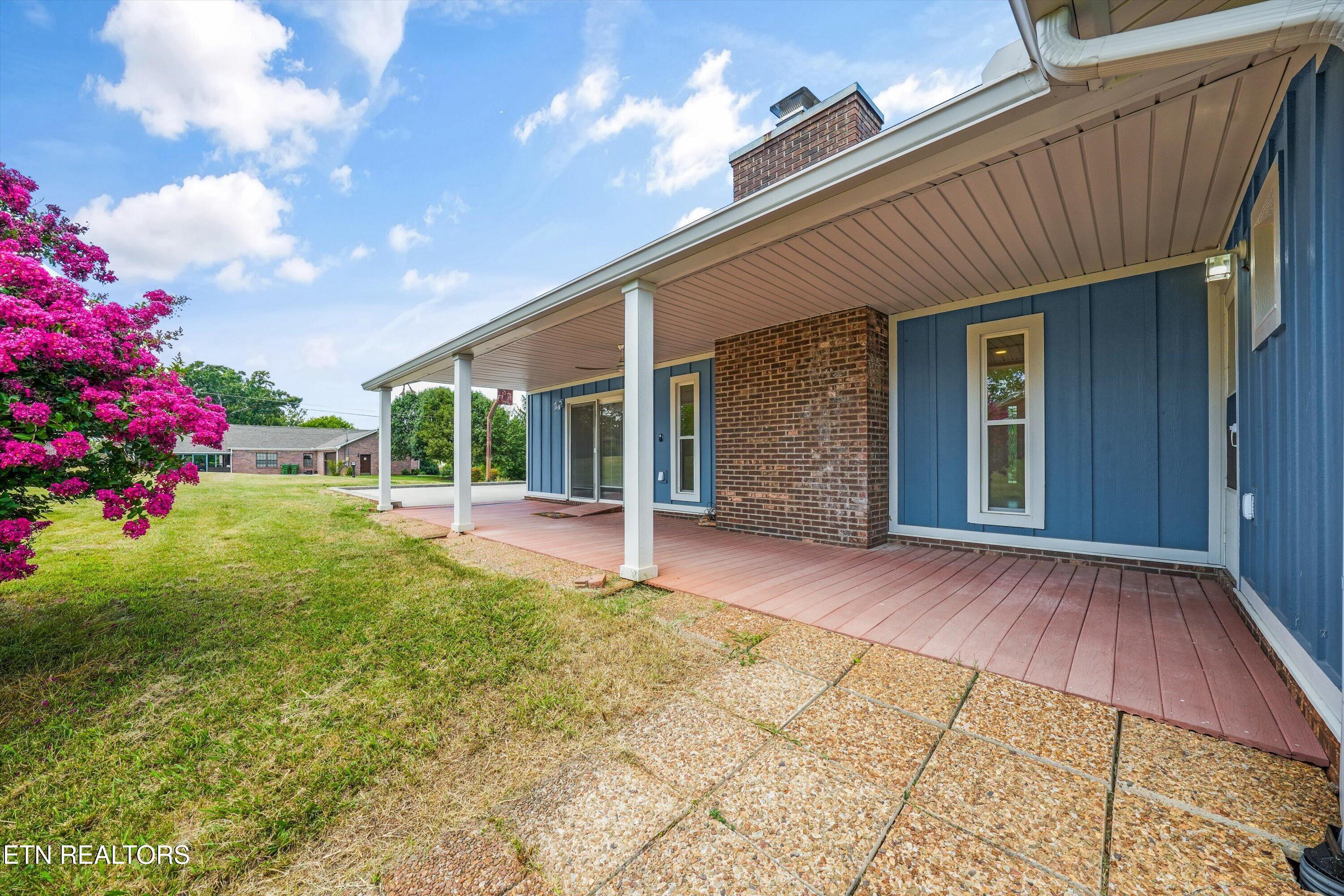 2572 Sevierville Rd
