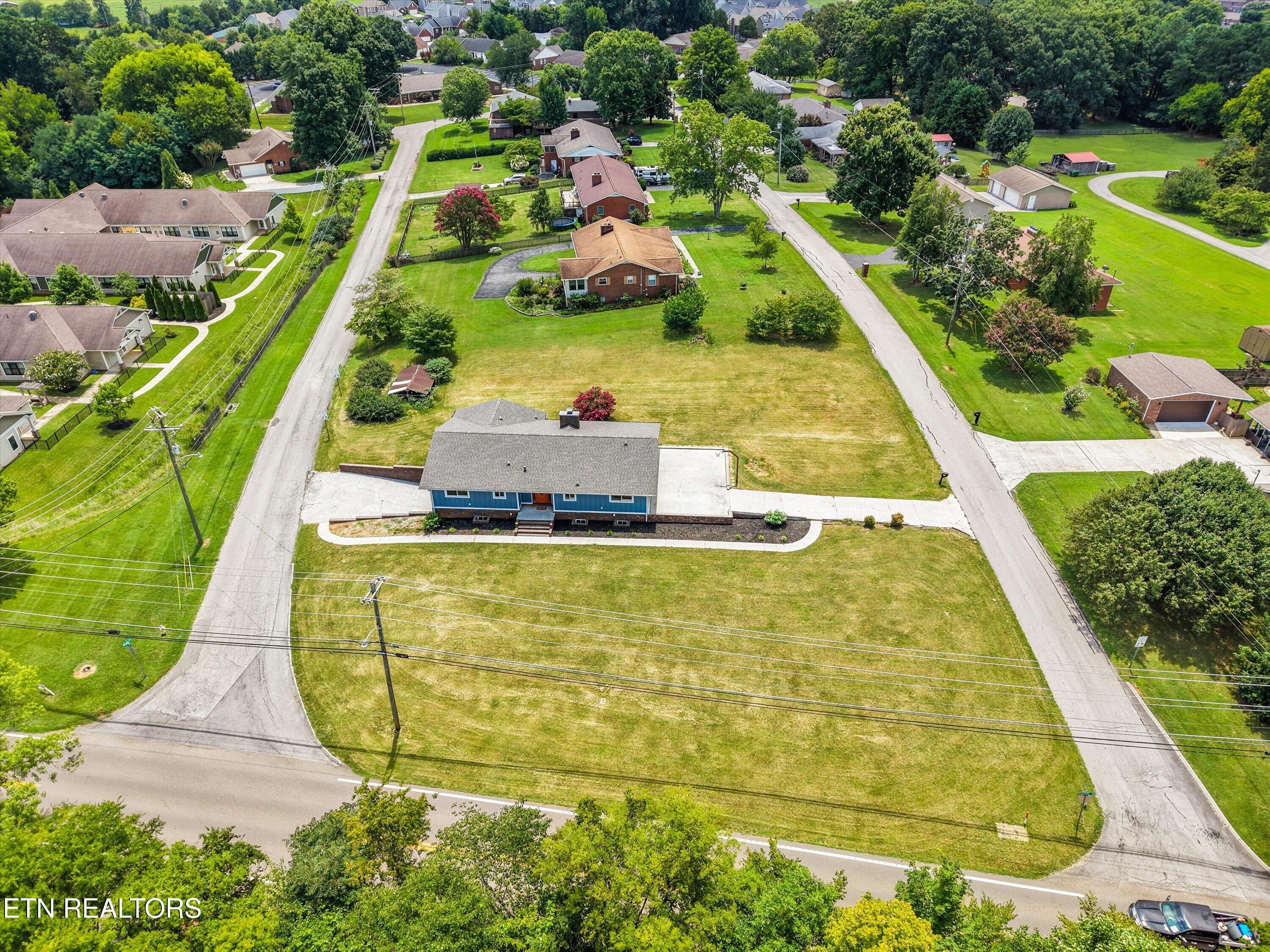 2572 Sevierville Rd
