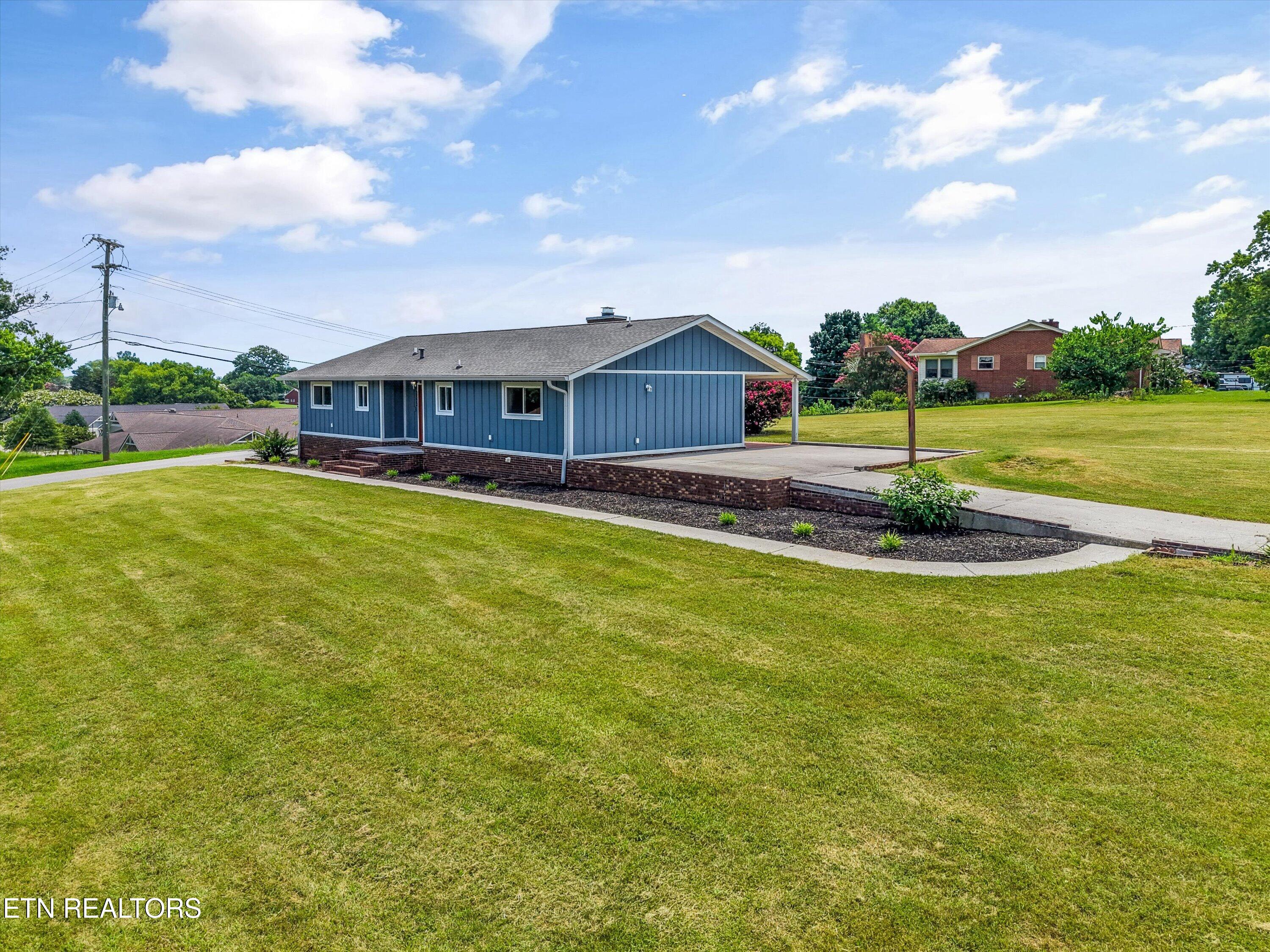 2572 Sevierville Rd